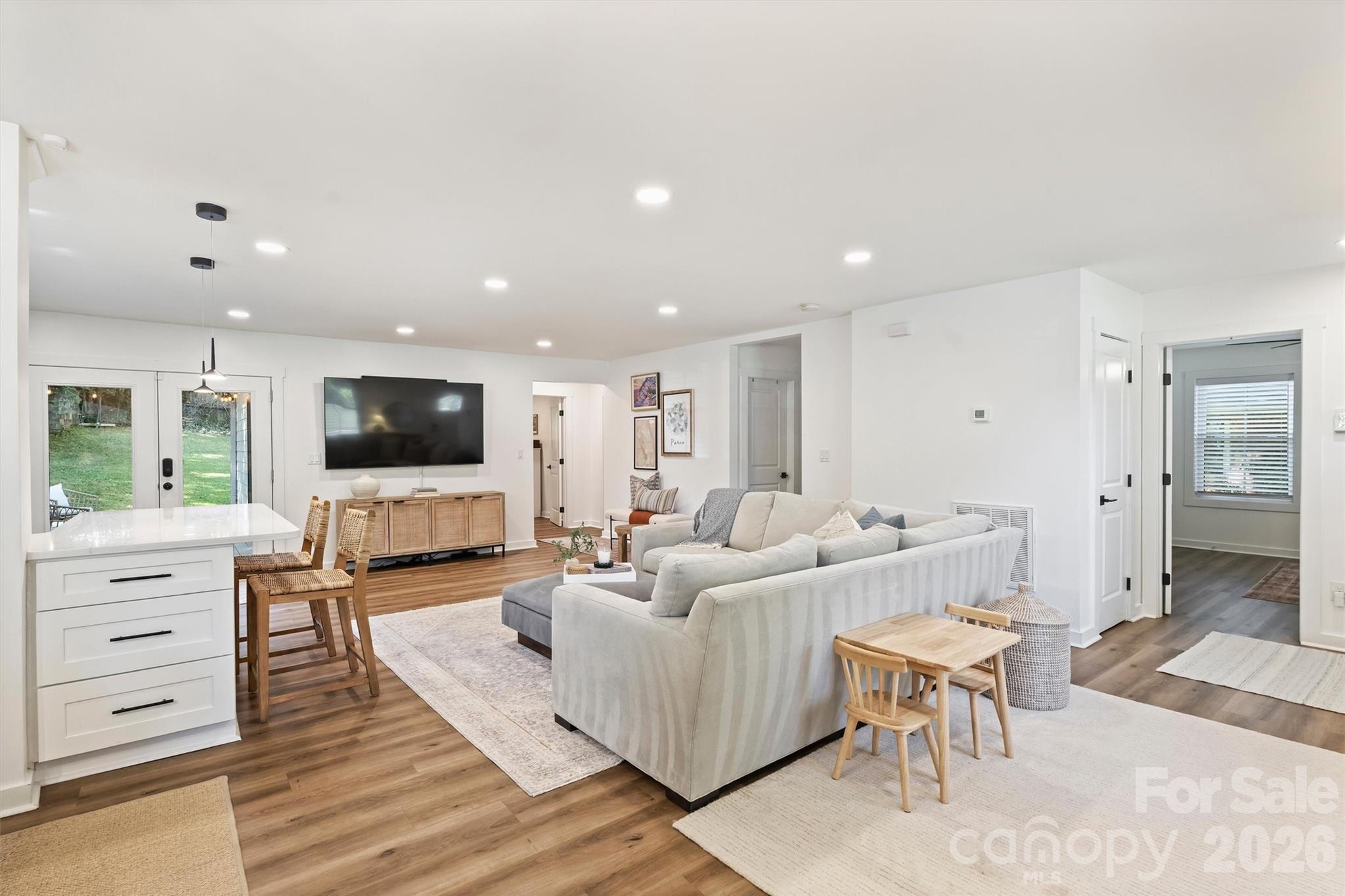 614 Cooper Drive Property Photo 16