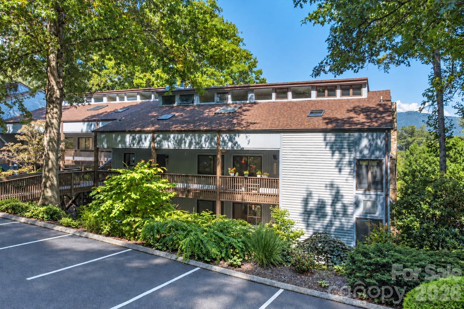 87 Willow Road A-6 Property Photo 1