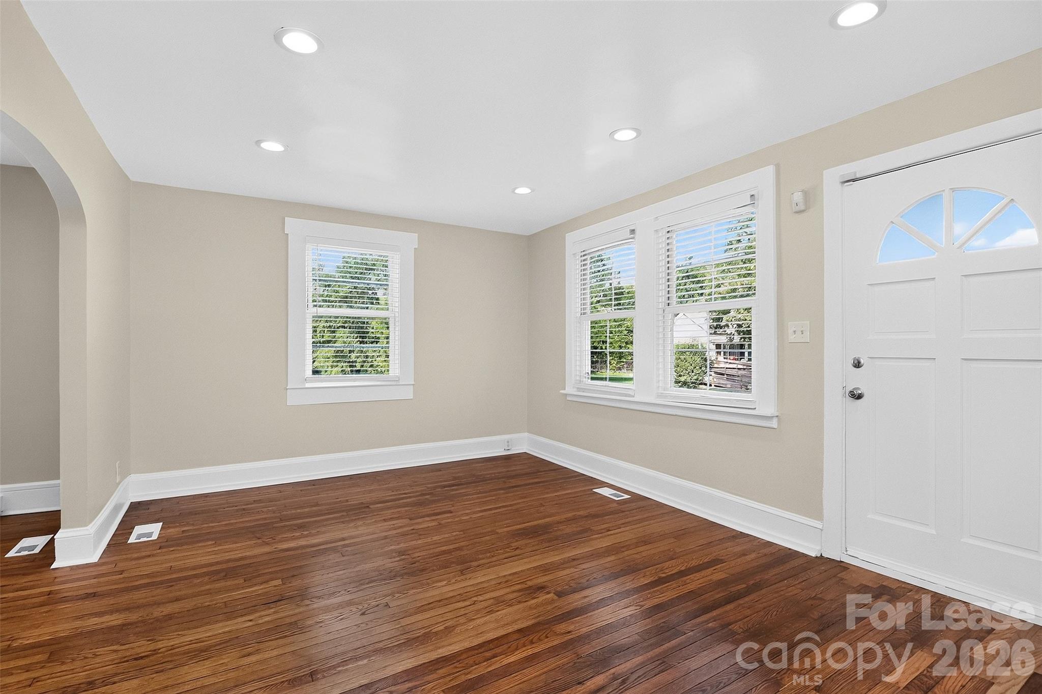 305 Lander Street Property Photo 5