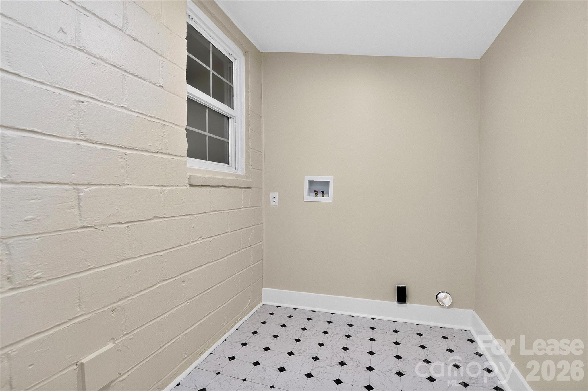 305 Lander Street Property Photo 17