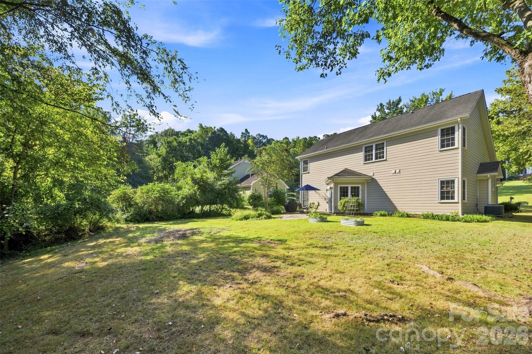 2112 Long Ridge Lane Property Photo 15