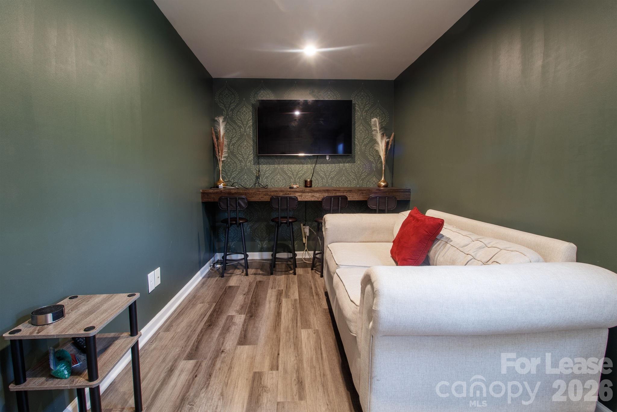 2417 Fathom Way Property Photo 4