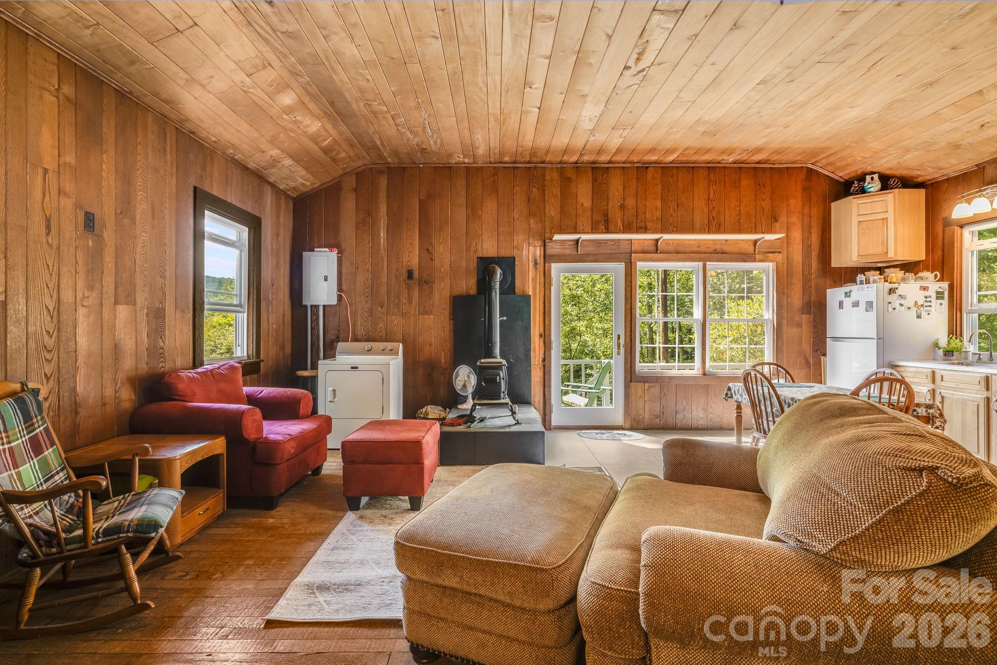 1712 Little Creek Road Property Photo 8