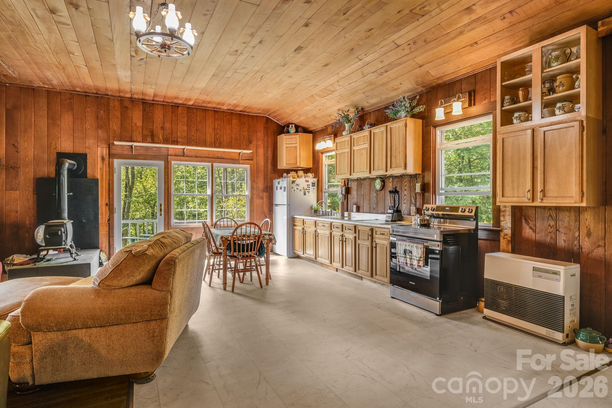 1712 Little Creek Road Property Photo 11
