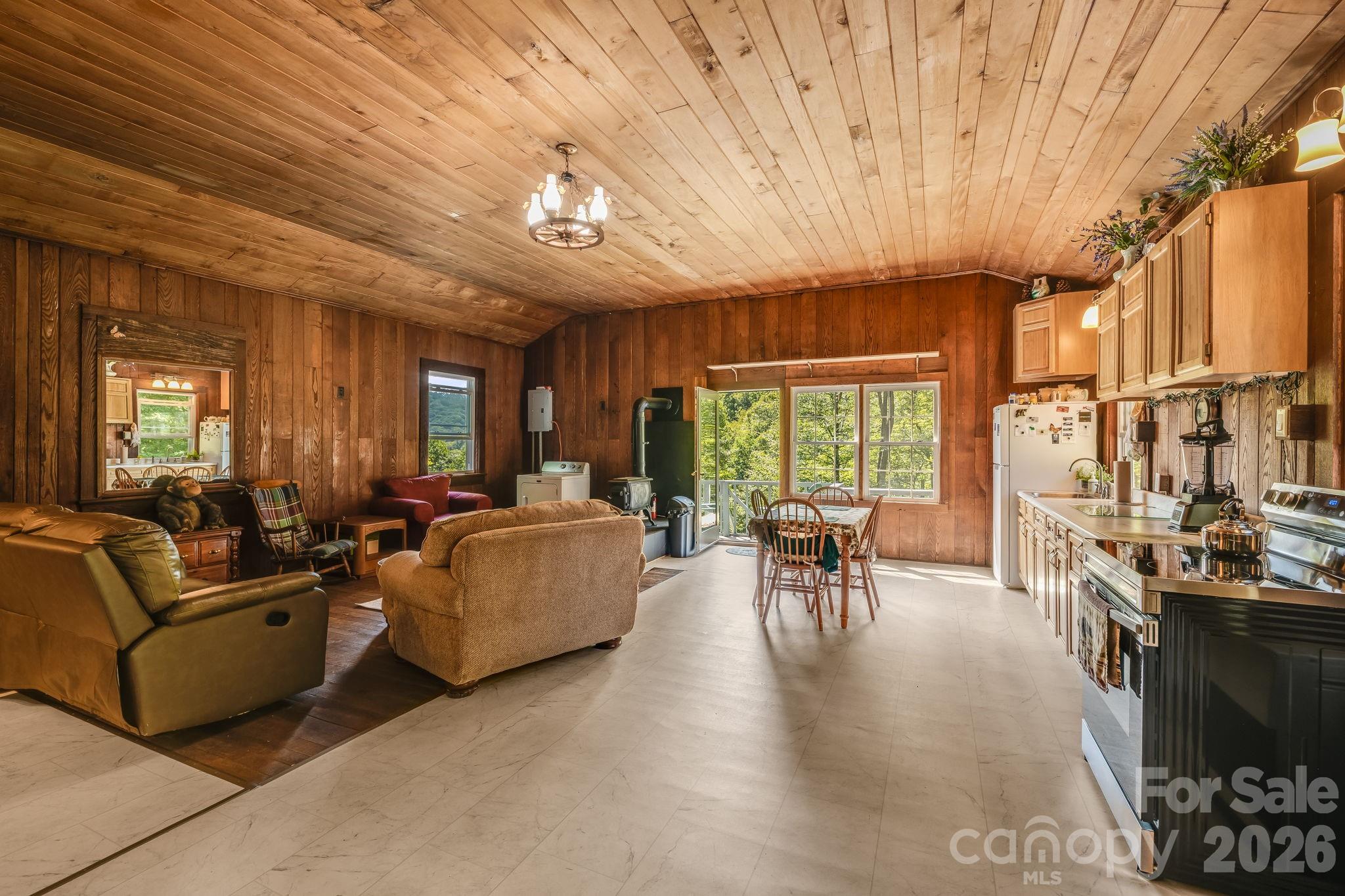 1712 Little Creek Road Property Photo 12