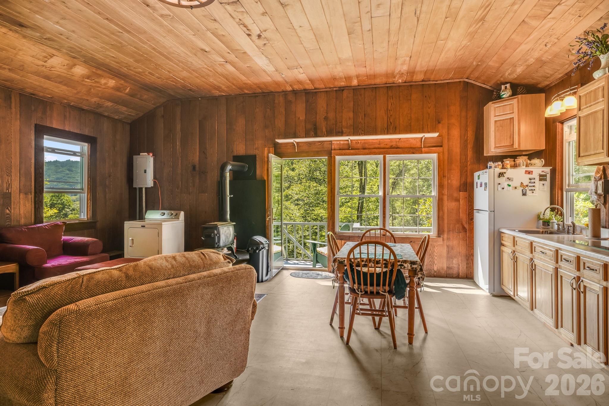 1712 Little Creek Road Property Photo 14