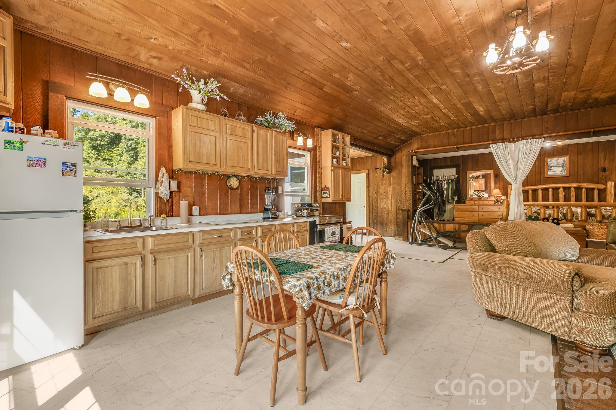 1712 Little Creek Road Property Photo 16