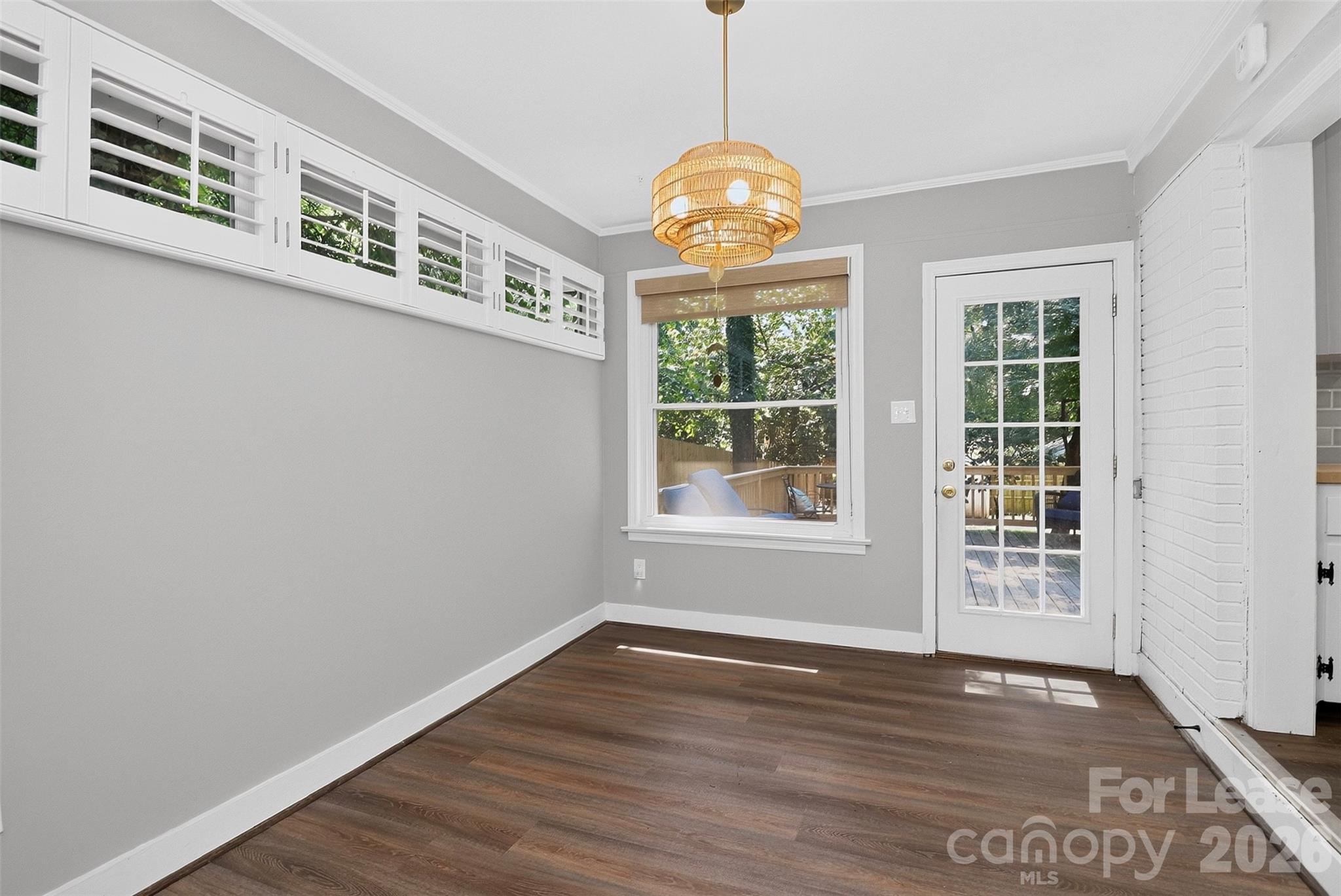 4920 Raymond Place Property Photo 7