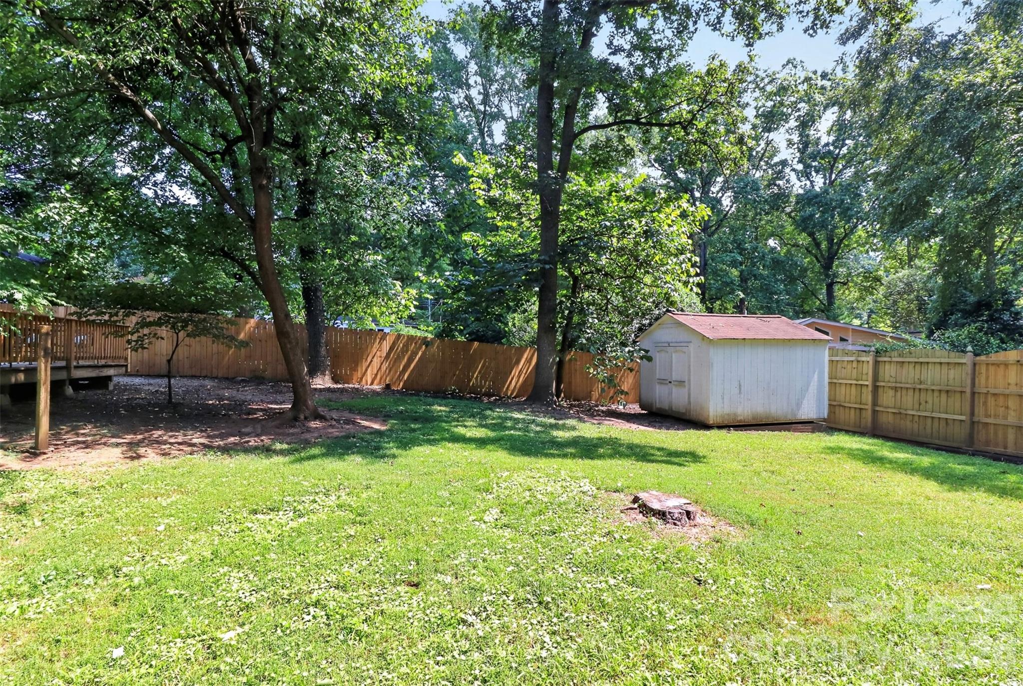 4920 Raymond Place Property Photo 17