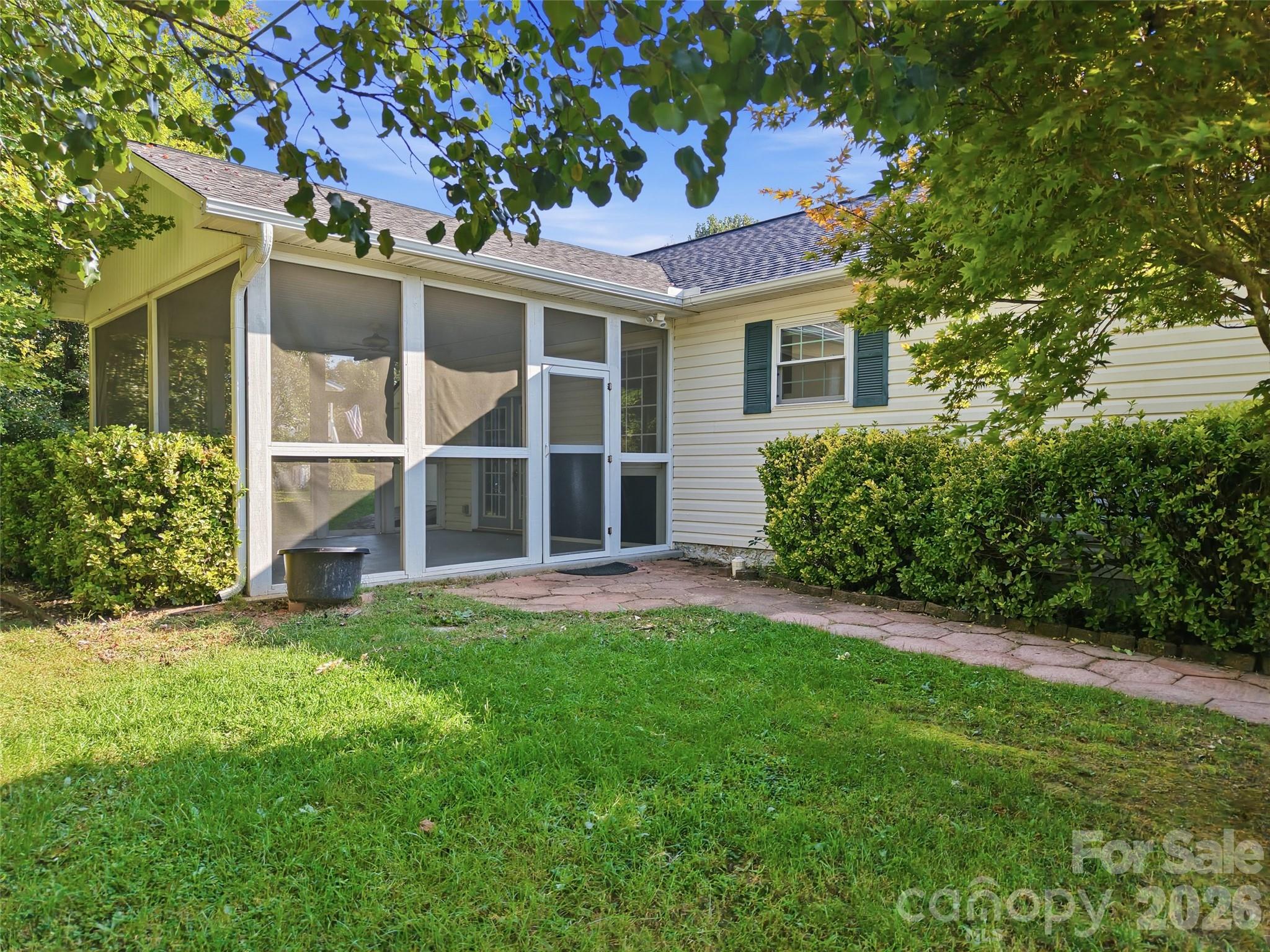 11 Brant Lane Property Photo 1