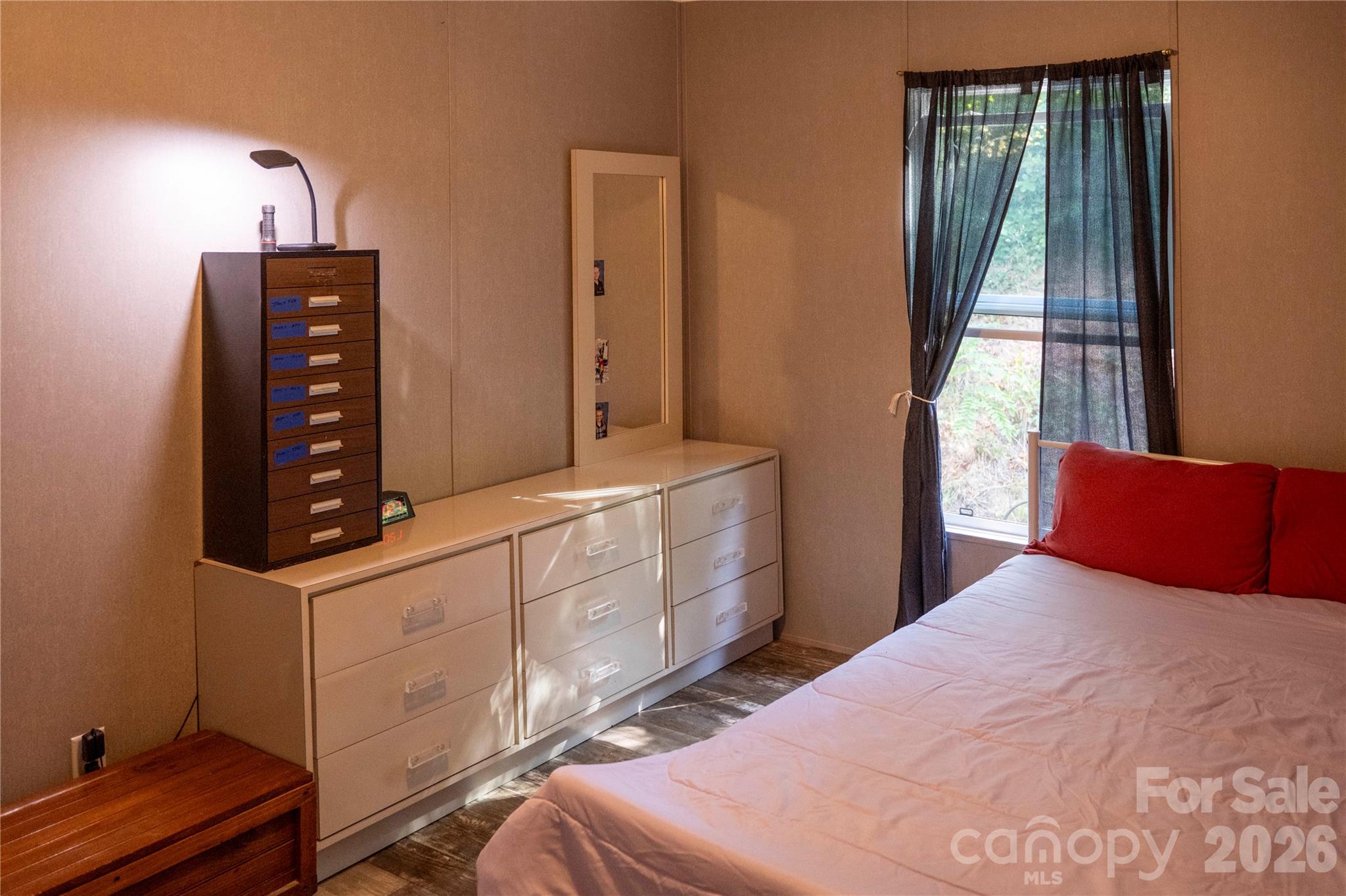 30 & 32 W Skyland Circle Property Photo 16