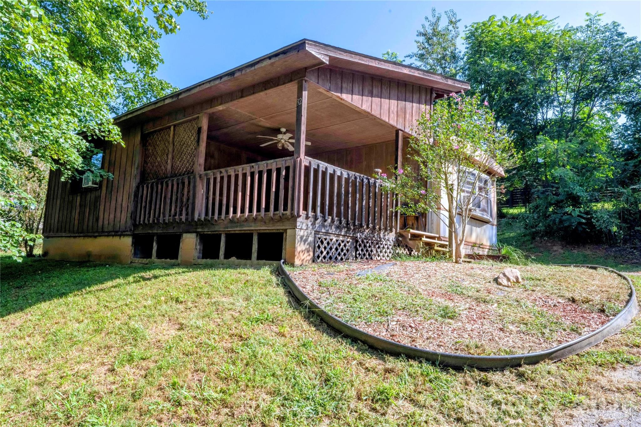30 & 32 W Skyland Circle Property Photo 20
