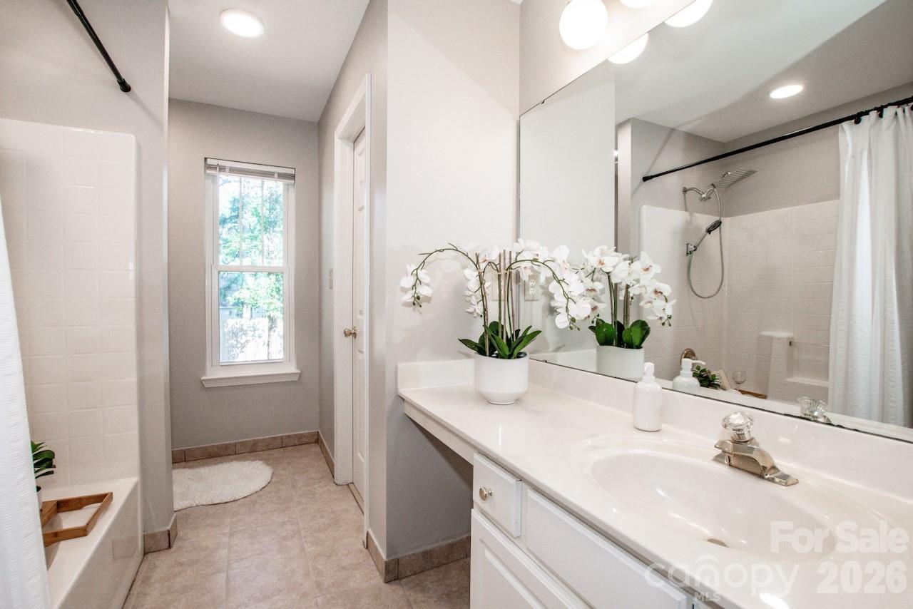 7605 Wynstone Ridge Circle Property Photo 18