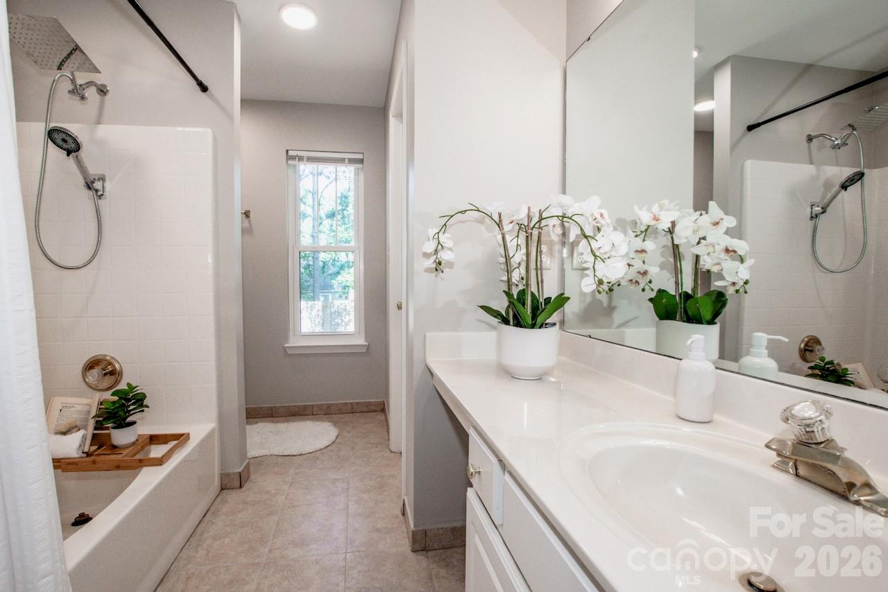 7605 Wynstone Ridge Circle Property Photo 19