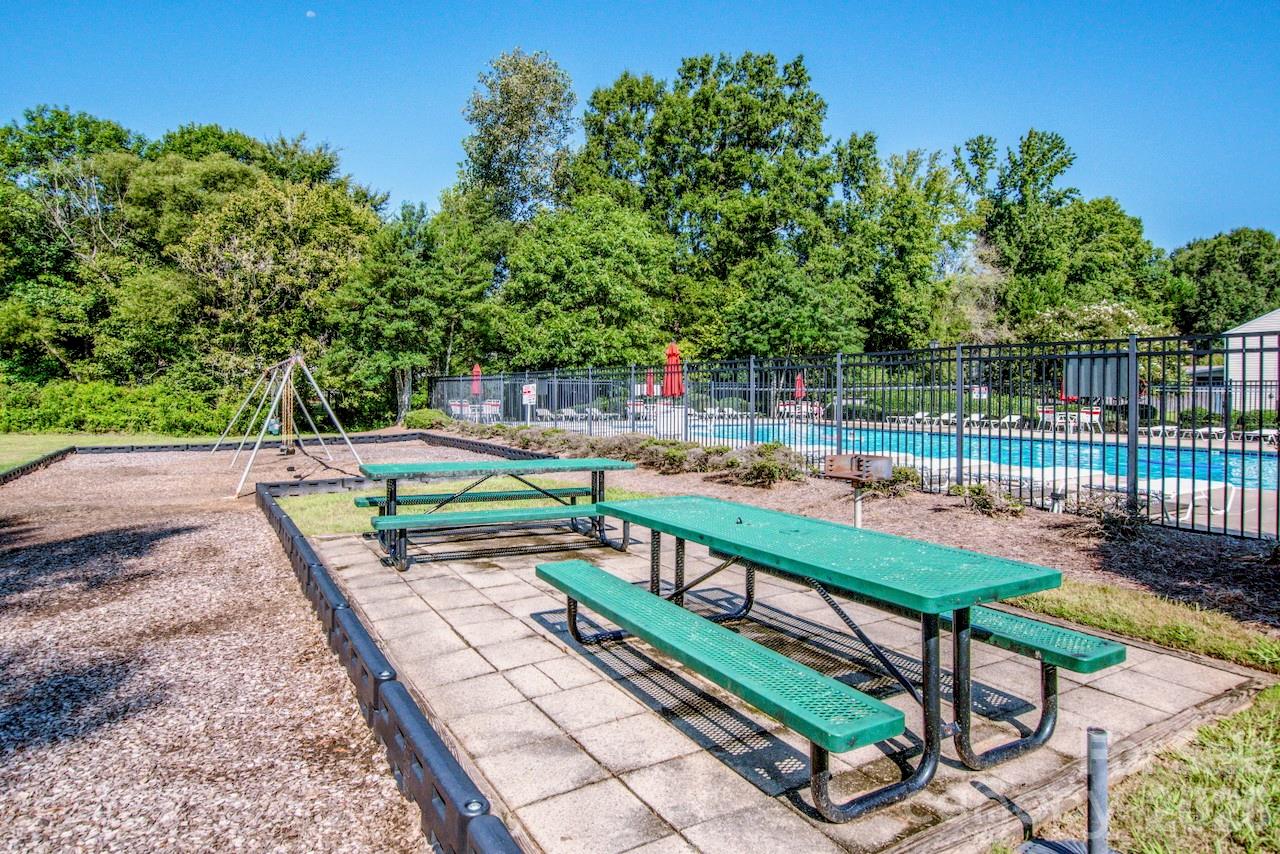 7605 Wynstone Ridge Circle Property Photo 29