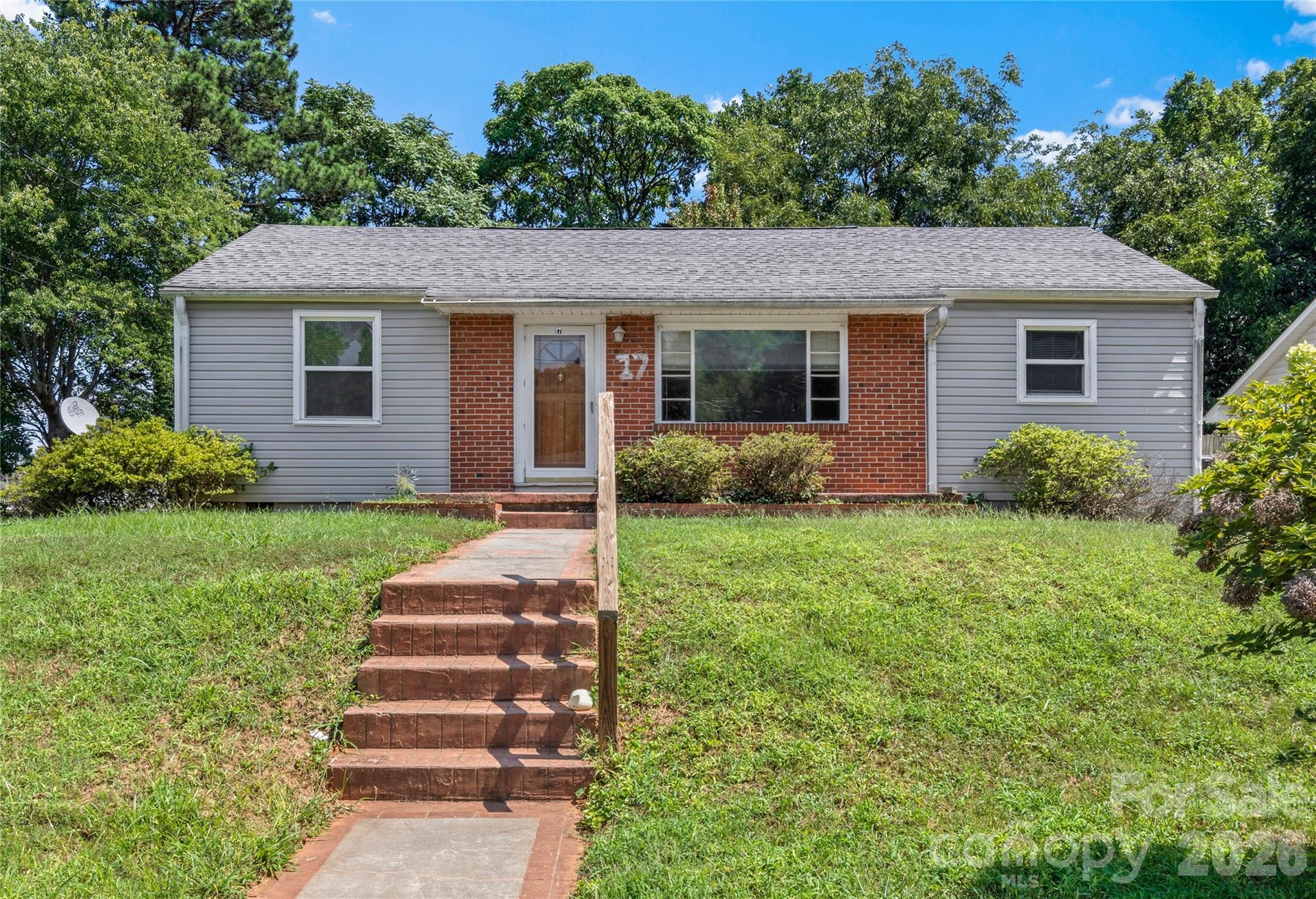 17 Edgewood View Lane Property Photo 1