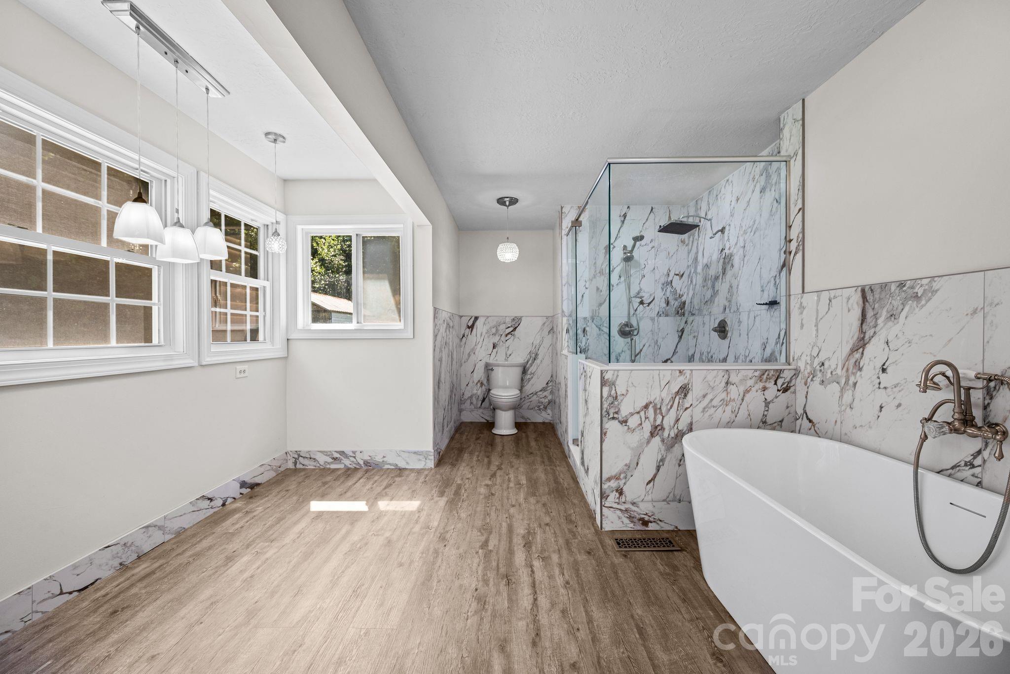 949 Dav Road Property Photo 7