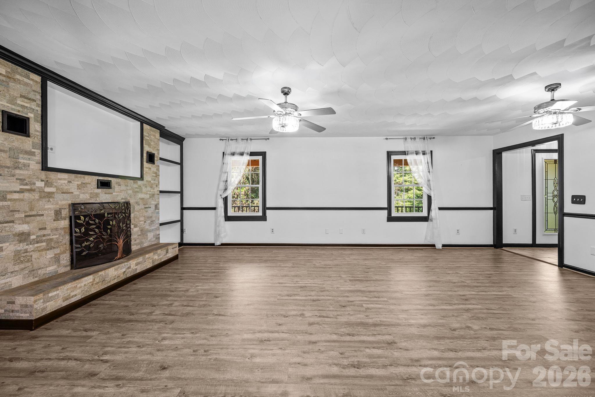 949 Dav Road Property Photo 11