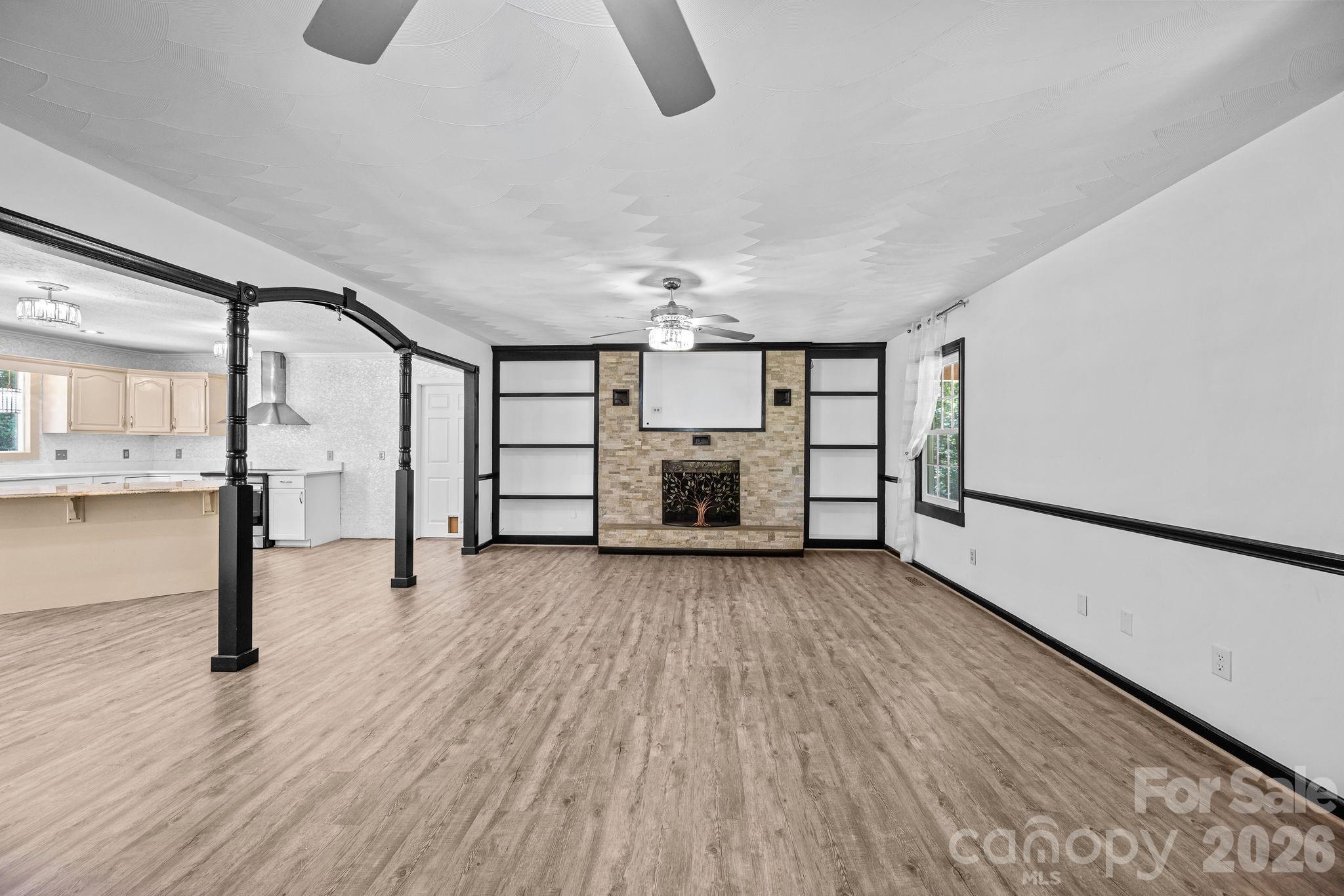 949 Dav Road Property Photo 13