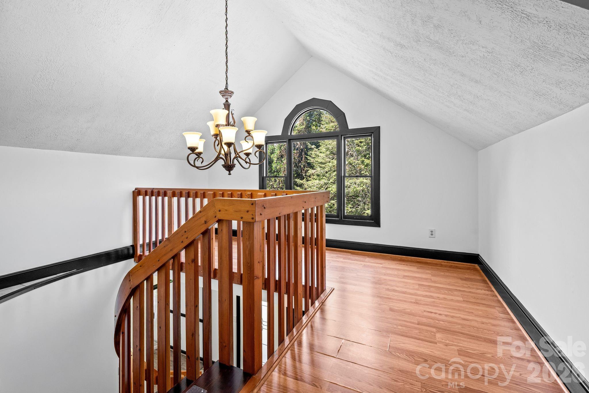 949 Dav Road Property Photo 23
