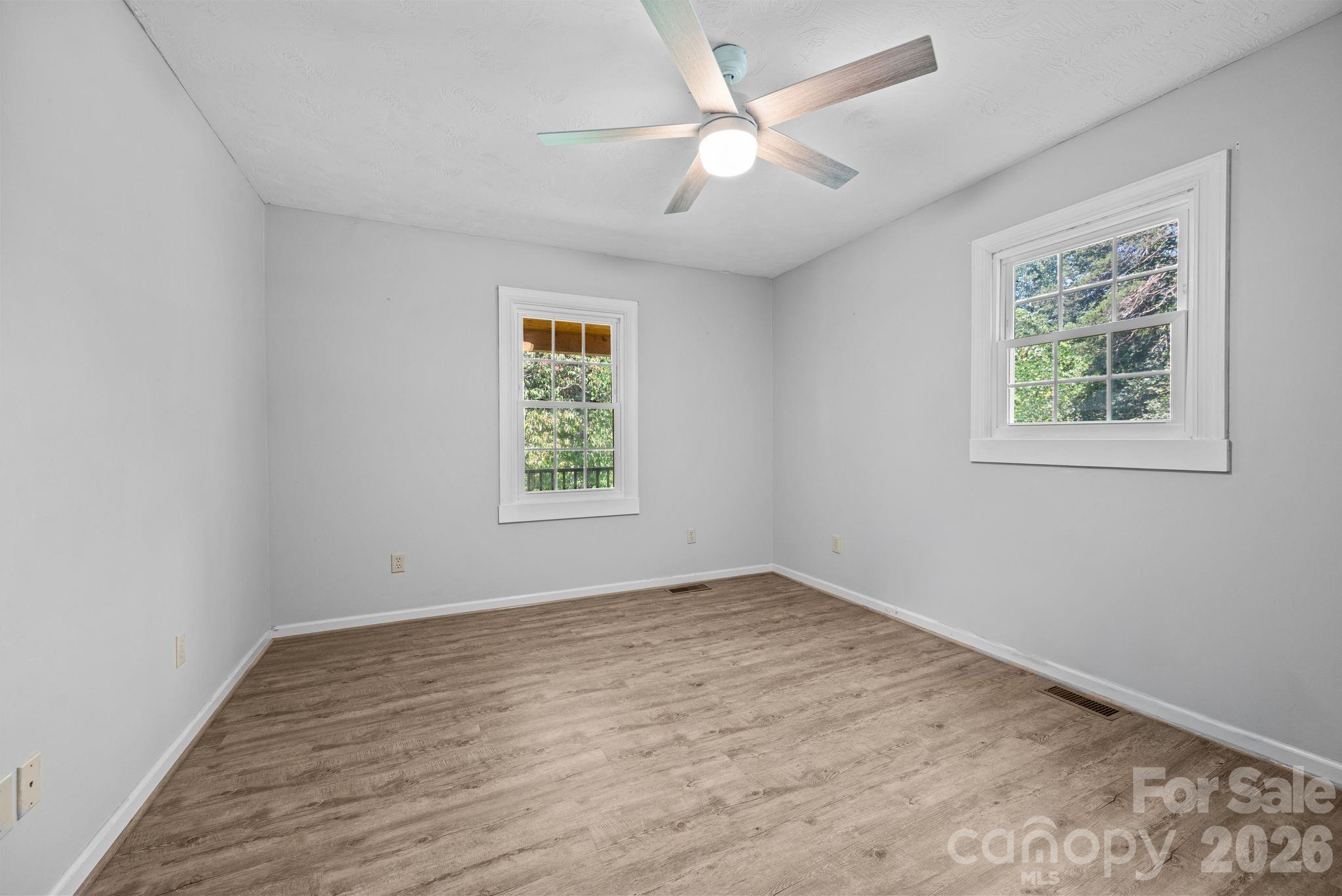 949 Dav Road Property Photo 27