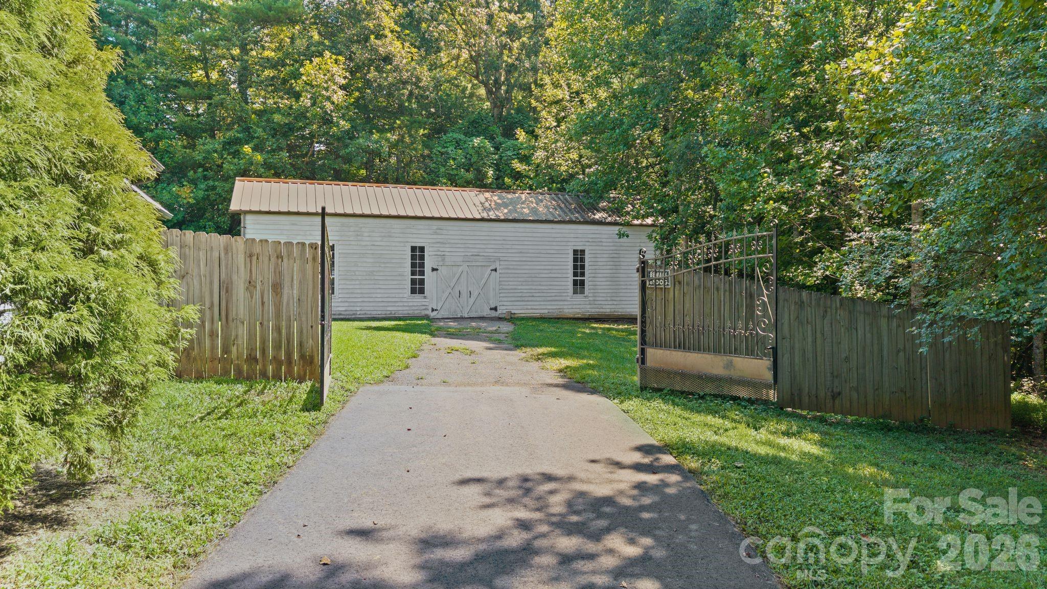 949 Dav Road Property Photo 38