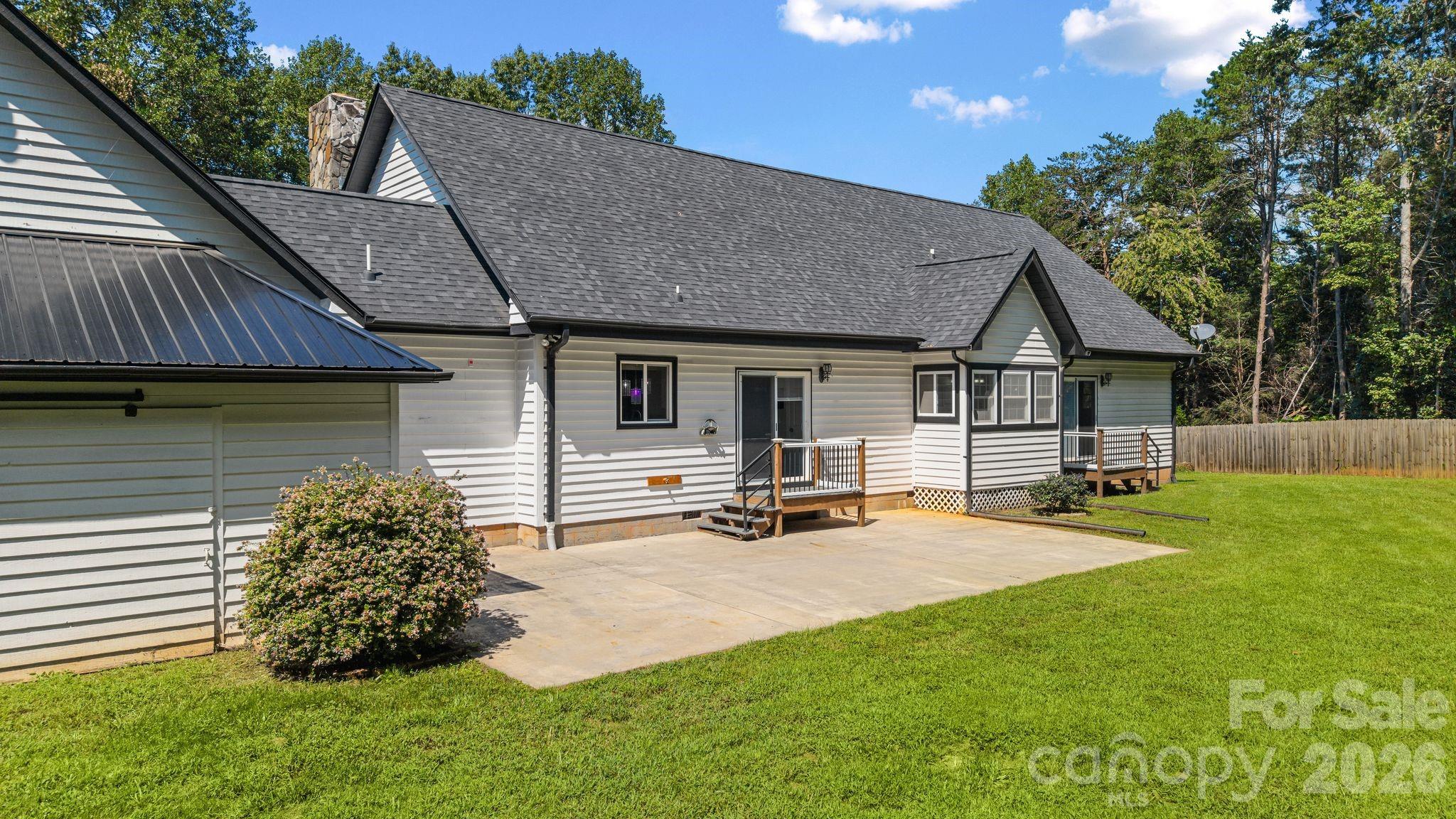949 Dav Road Property Photo 44