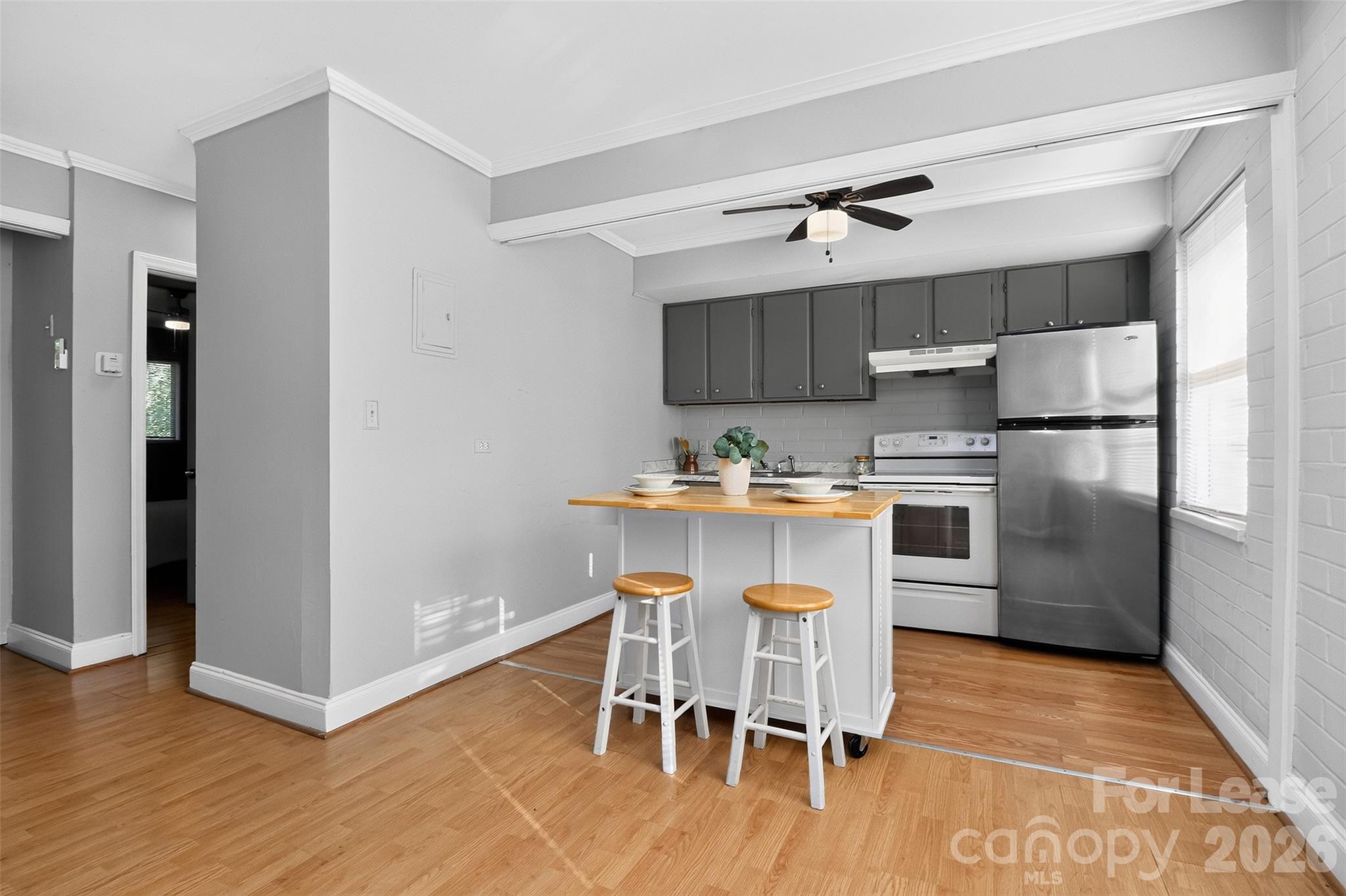 1617 Fulton Avenue B Property Photo 4