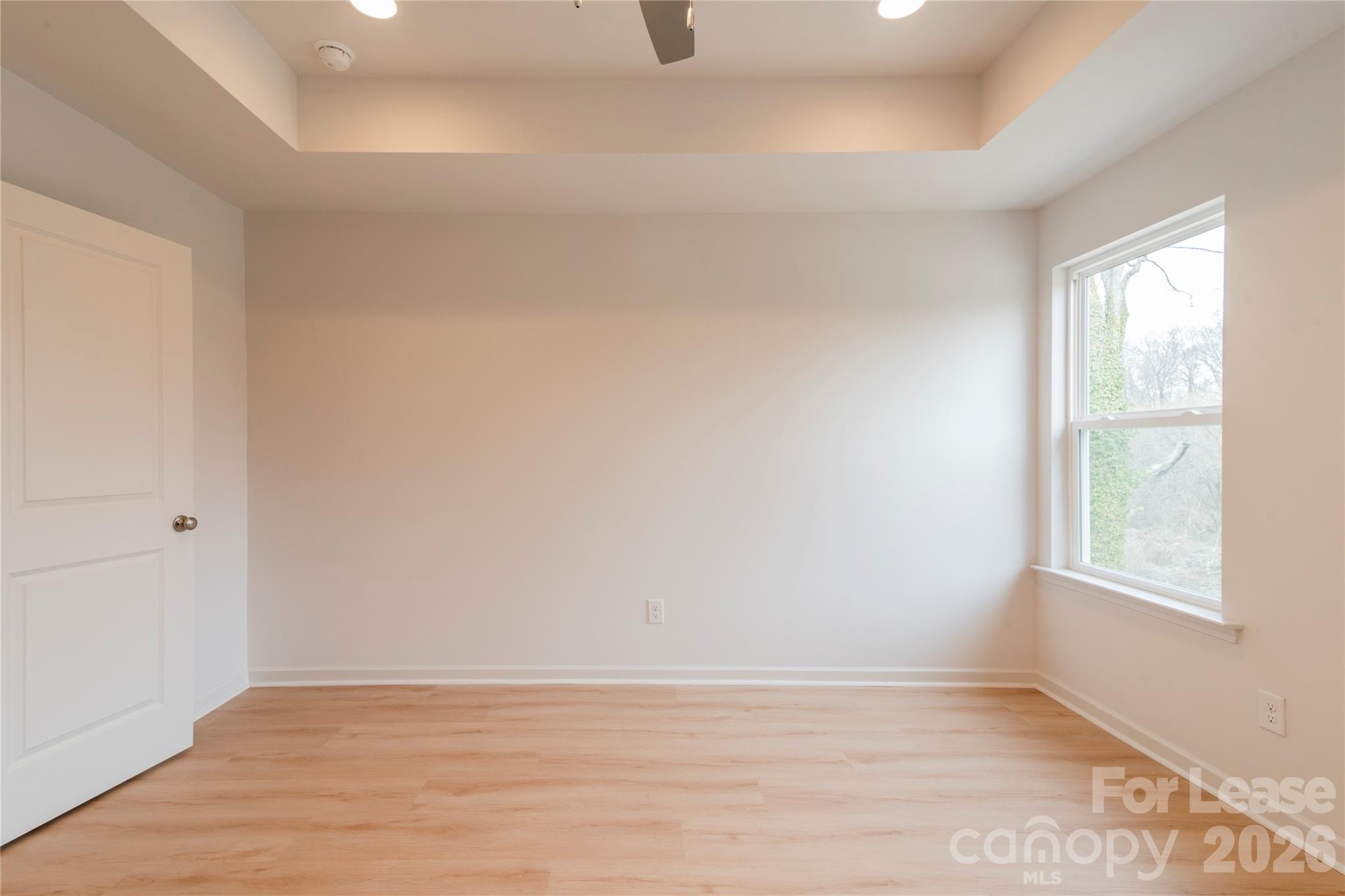 2719 Capitol Drive Property Photo 13