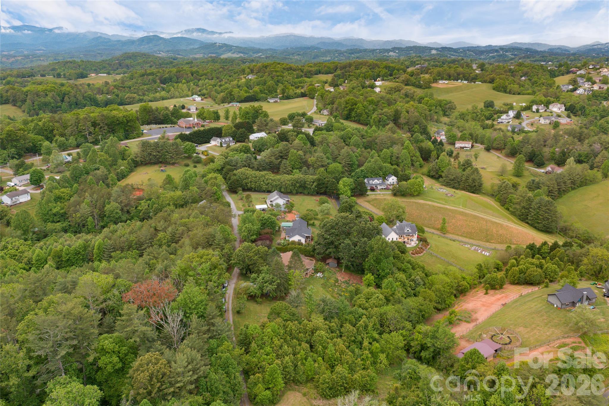 58 Donna Lane Property Photo 1