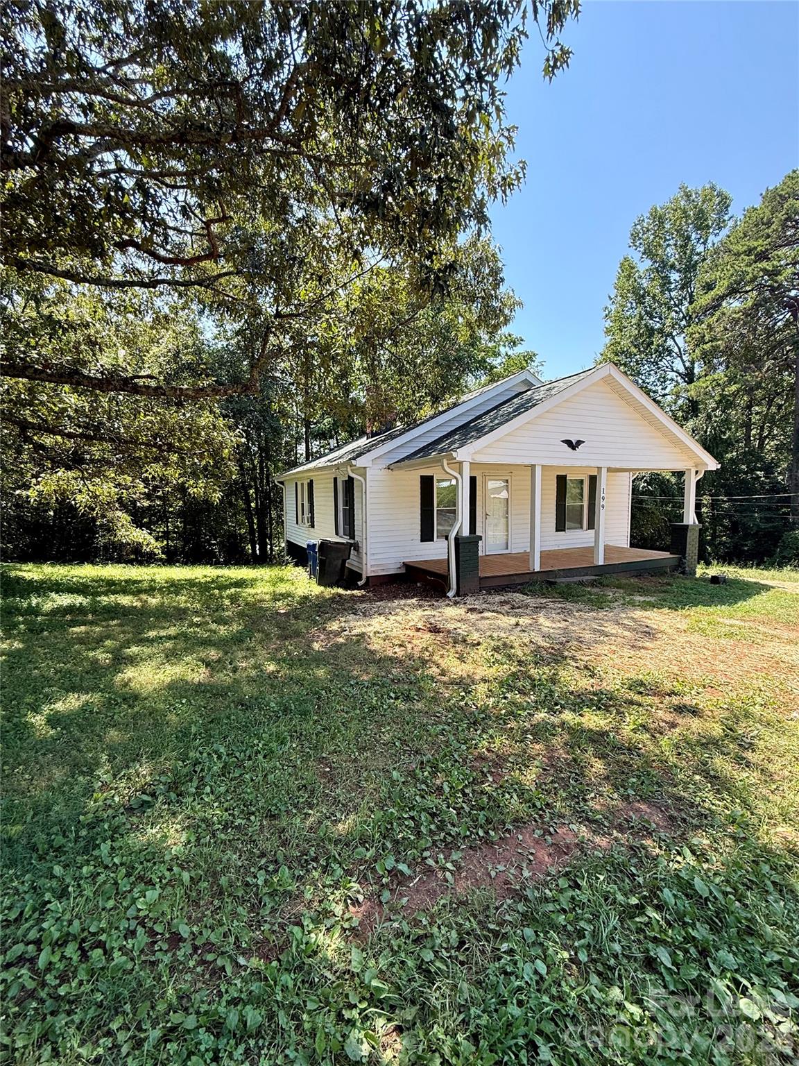 199 West View Street Property Photo 2