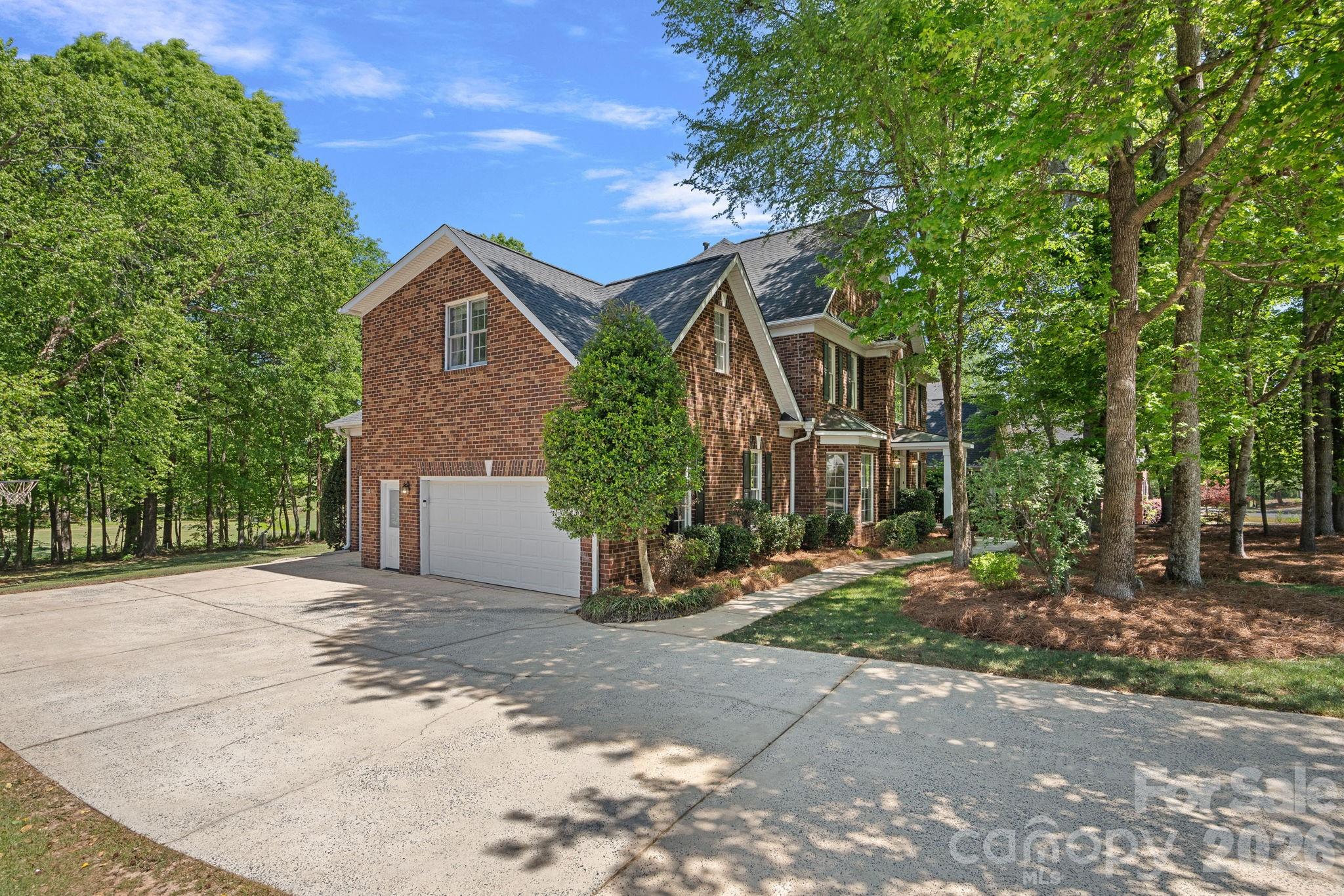2401 Flagstick Drive Property Photo 31