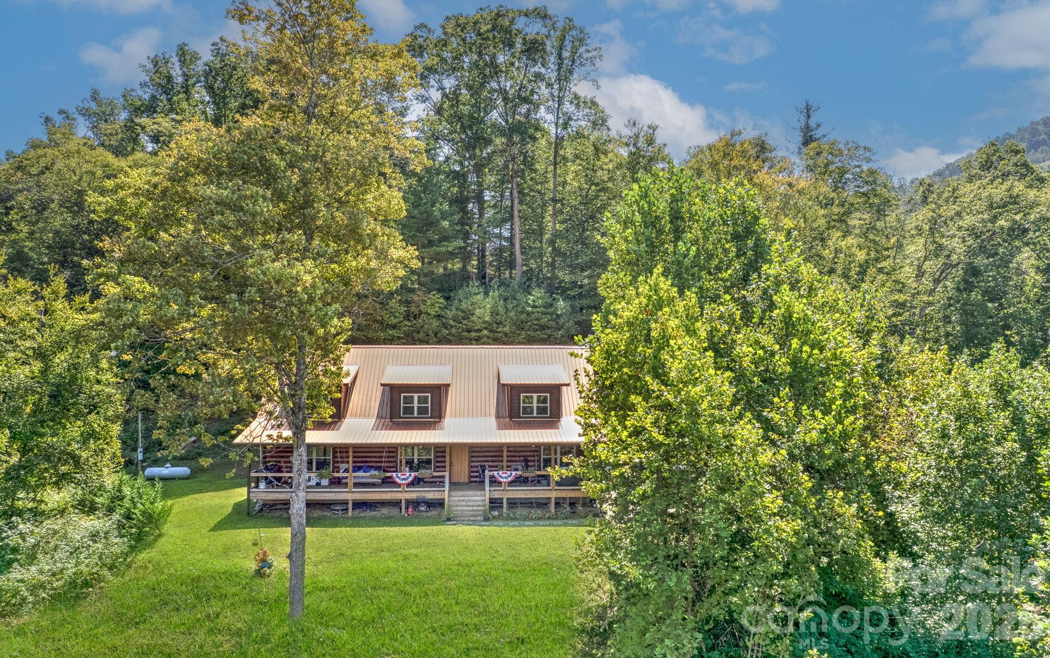 1140 Caney Fork Road Property Photo 1
