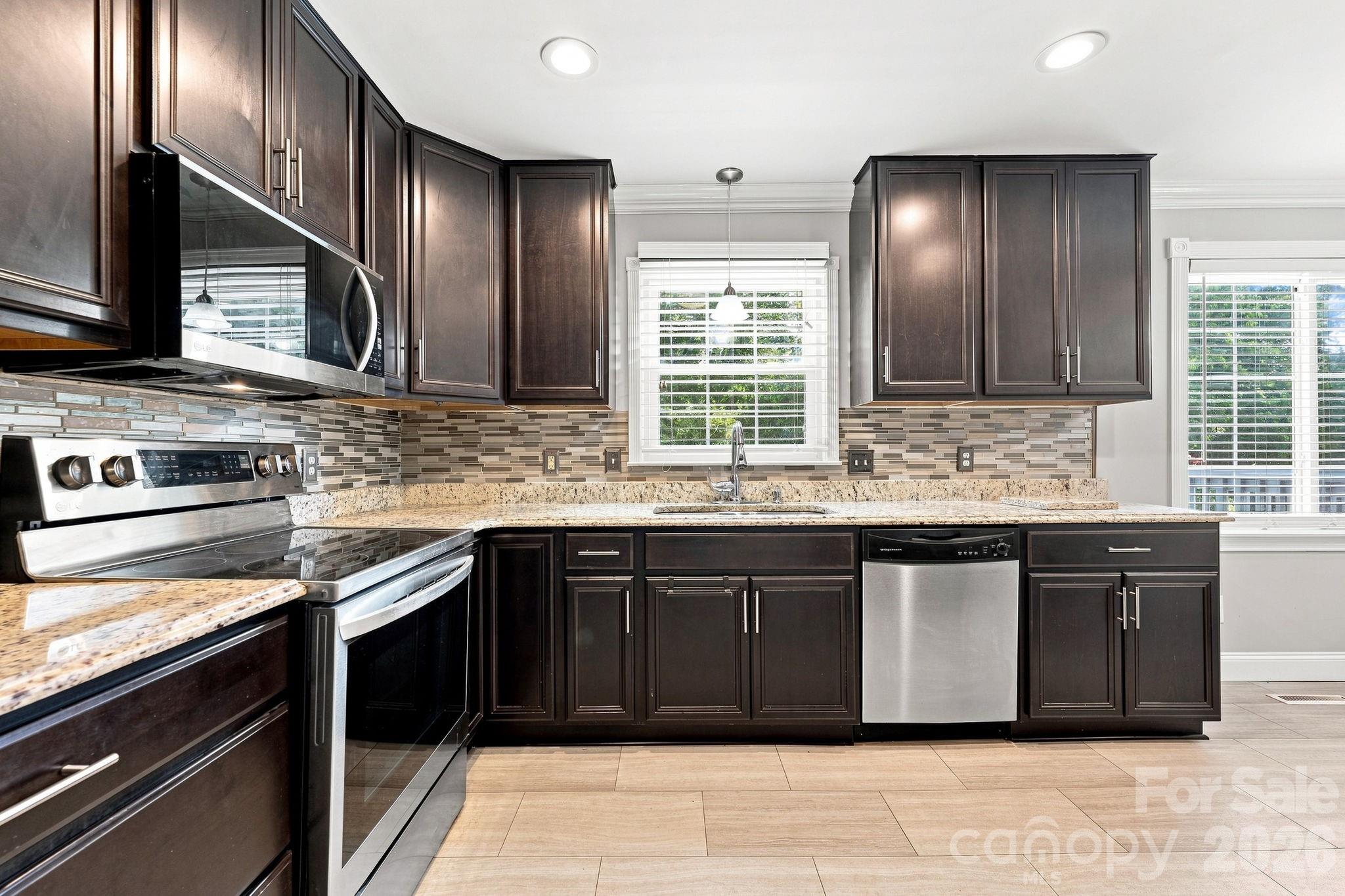 105 Peach Orchard Drive Property Photo 11