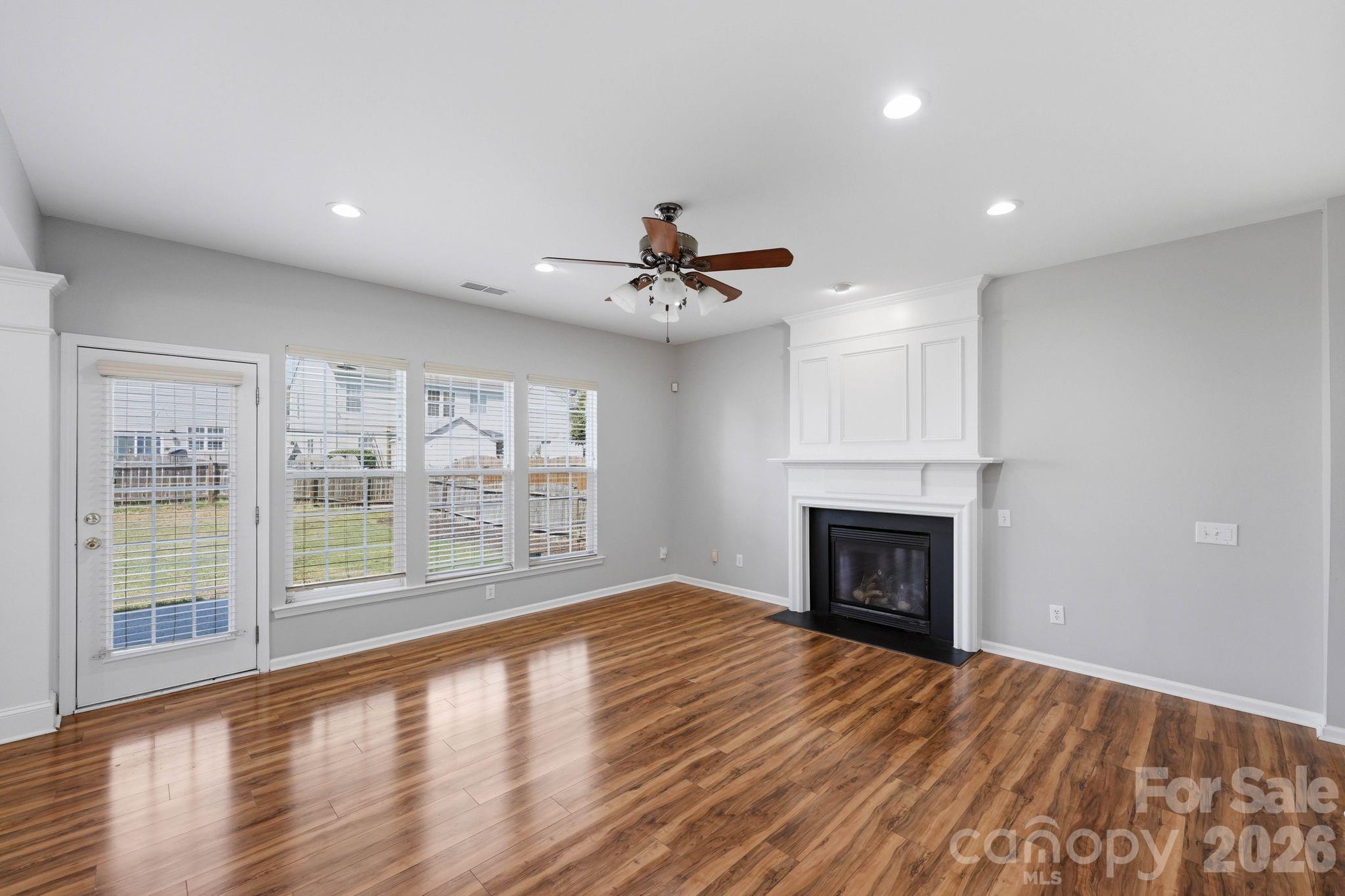 11239 Cypress View Drive Property Photo 3