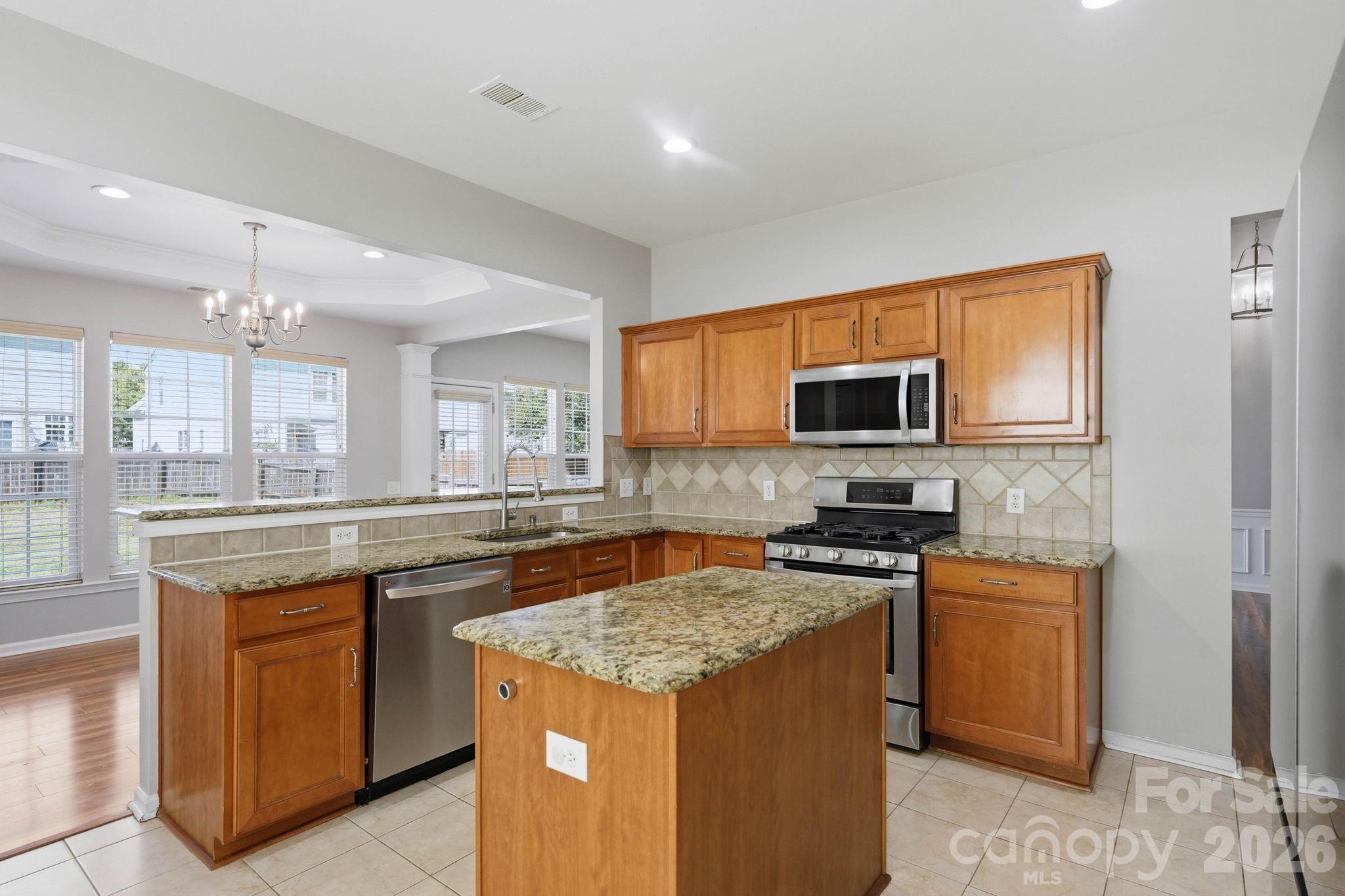 11239 Cypress View Drive Property Photo 4