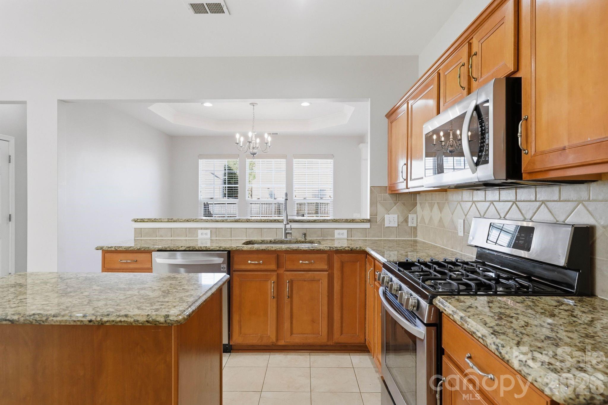 11239 Cypress View Drive Property Photo 5