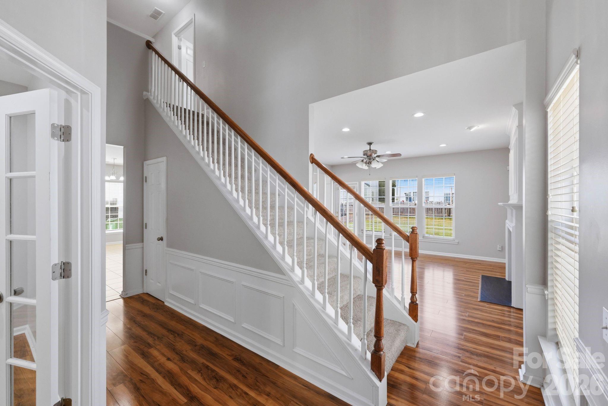 11239 Cypress View Drive Property Photo 14