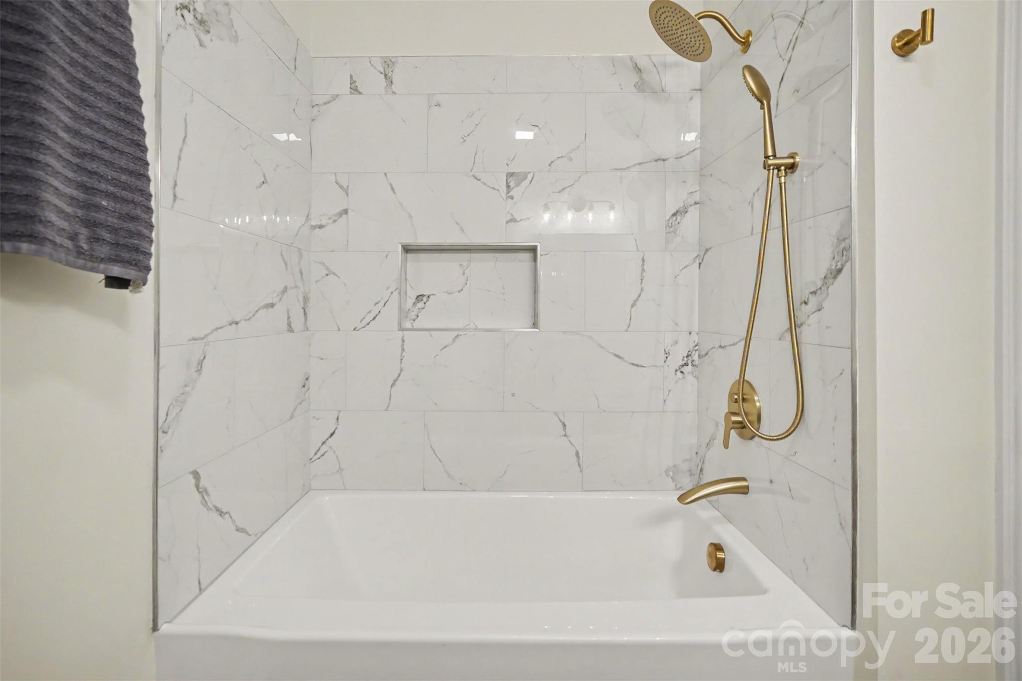 5324 Cheval Place Property Photo 34