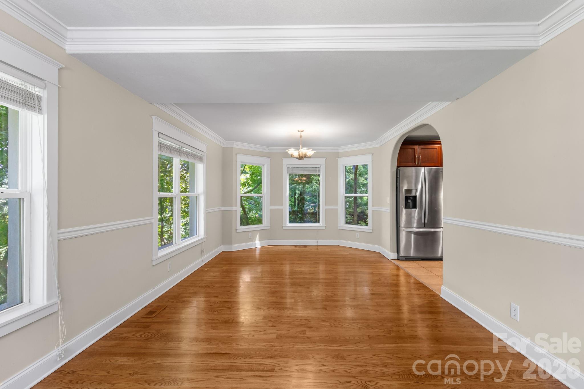 6 Kit Court Property Photo 10