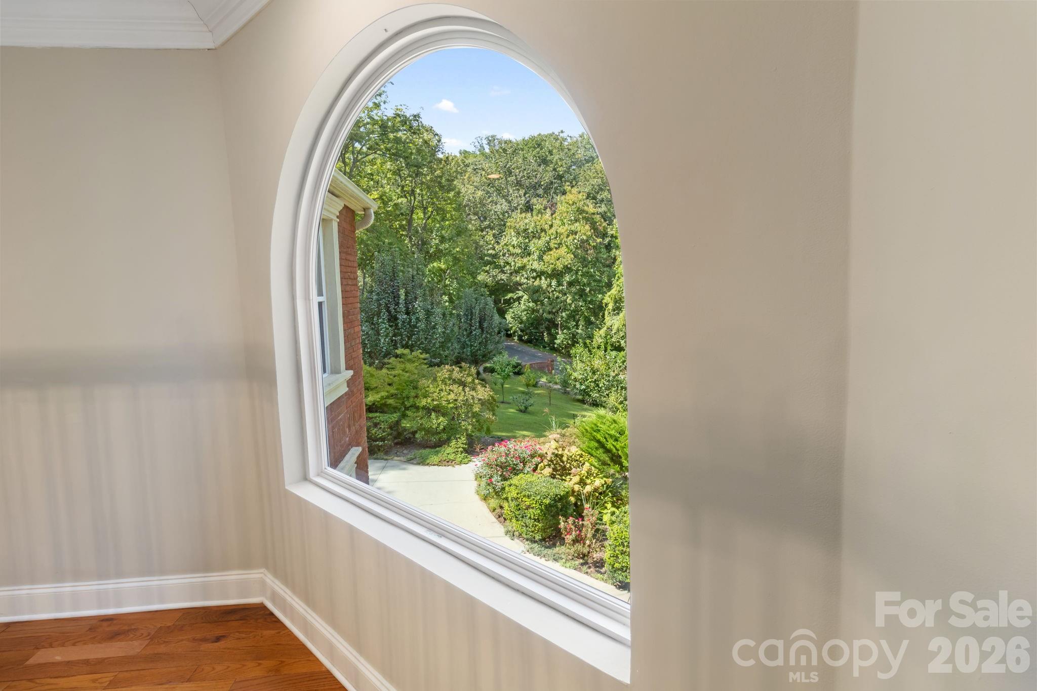 6 Kit Court Property Photo 27