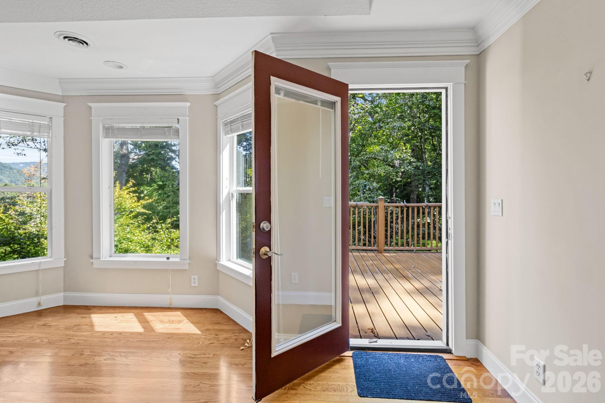 6 Kit Court Property Photo 32