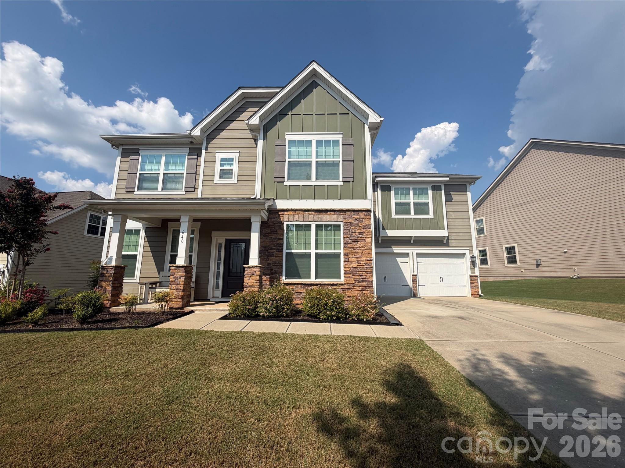 640 Maple Hill Drive Property Photo 1