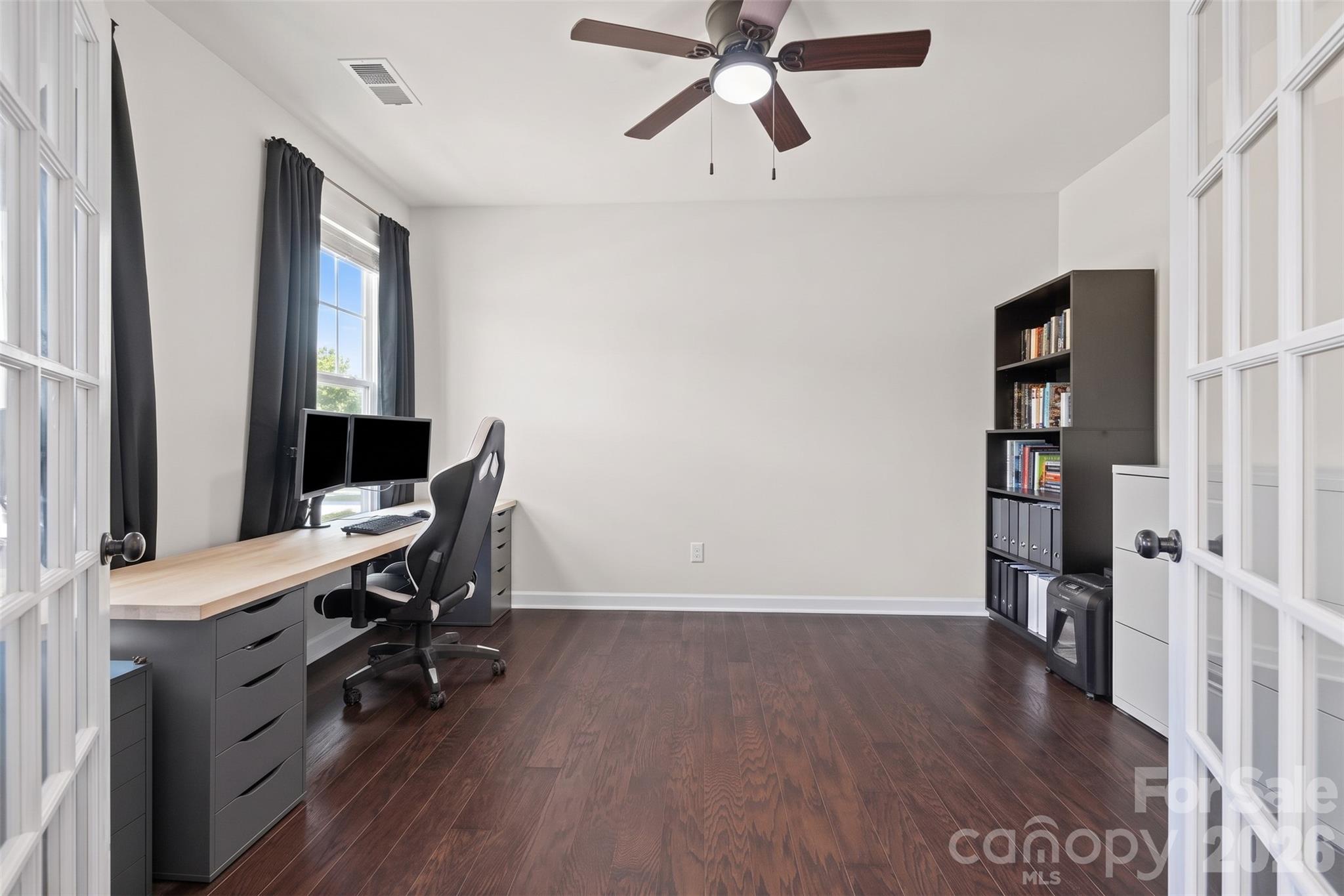 640 Maple Hill Drive Property Photo 6
