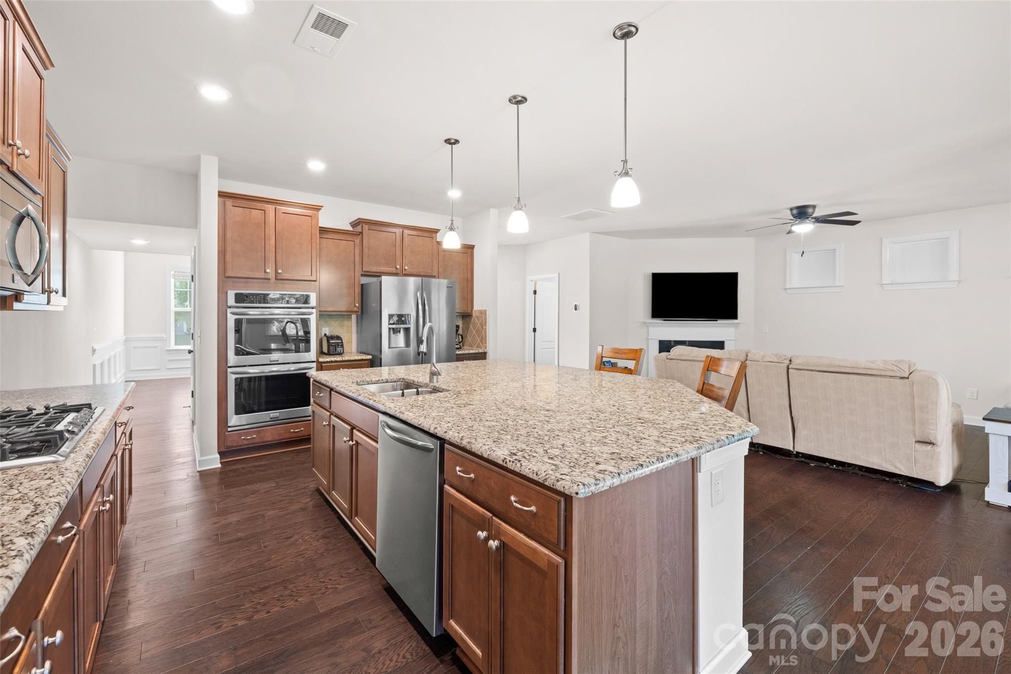 640 Maple Hill Drive Property Photo 12