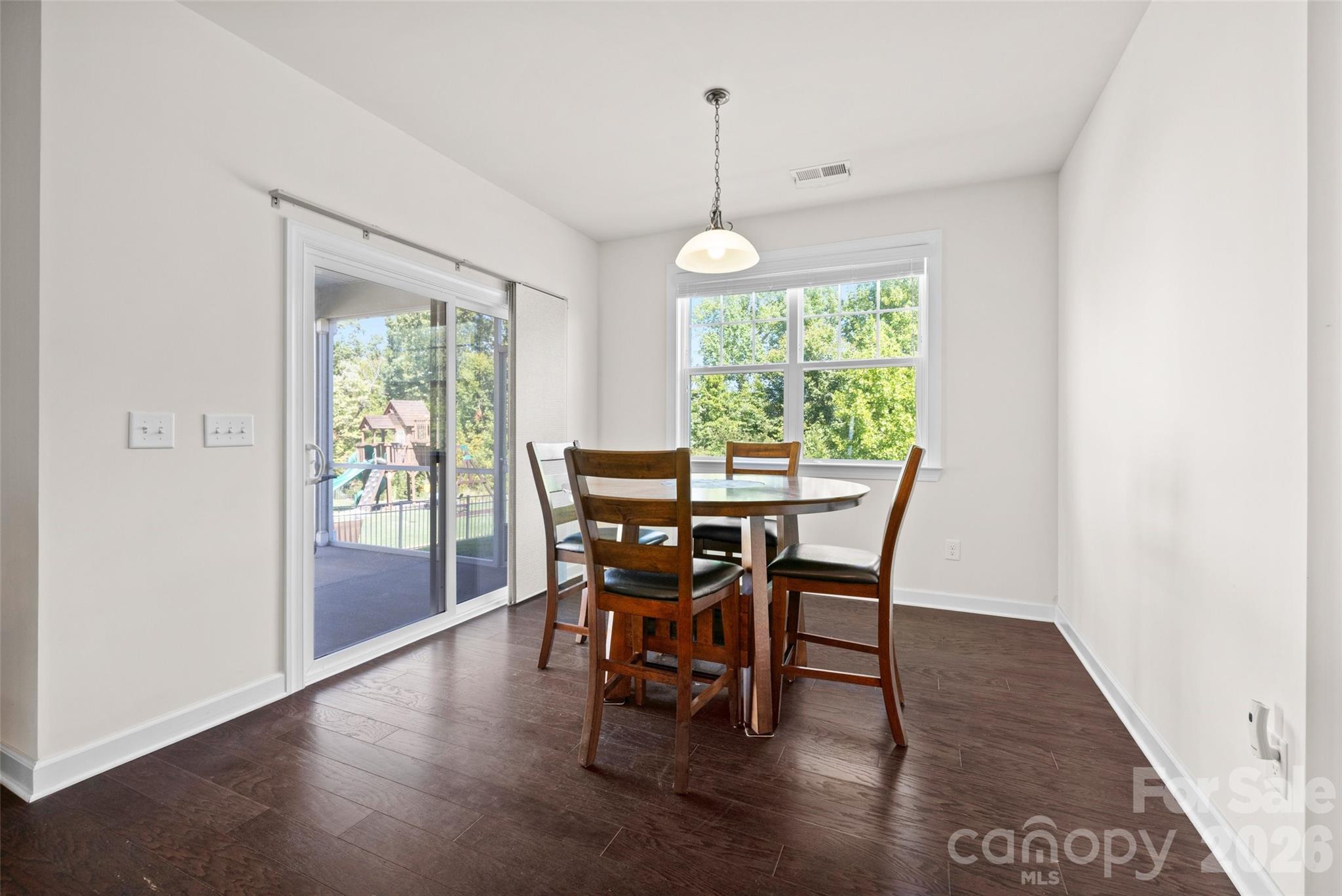 640 Maple Hill Drive Property Photo 14