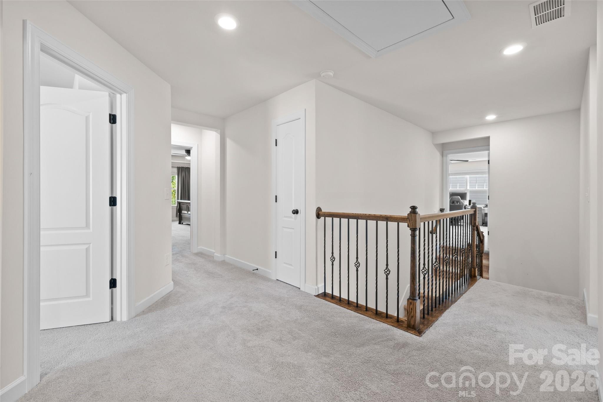 640 Maple Hill Drive Property Photo 16