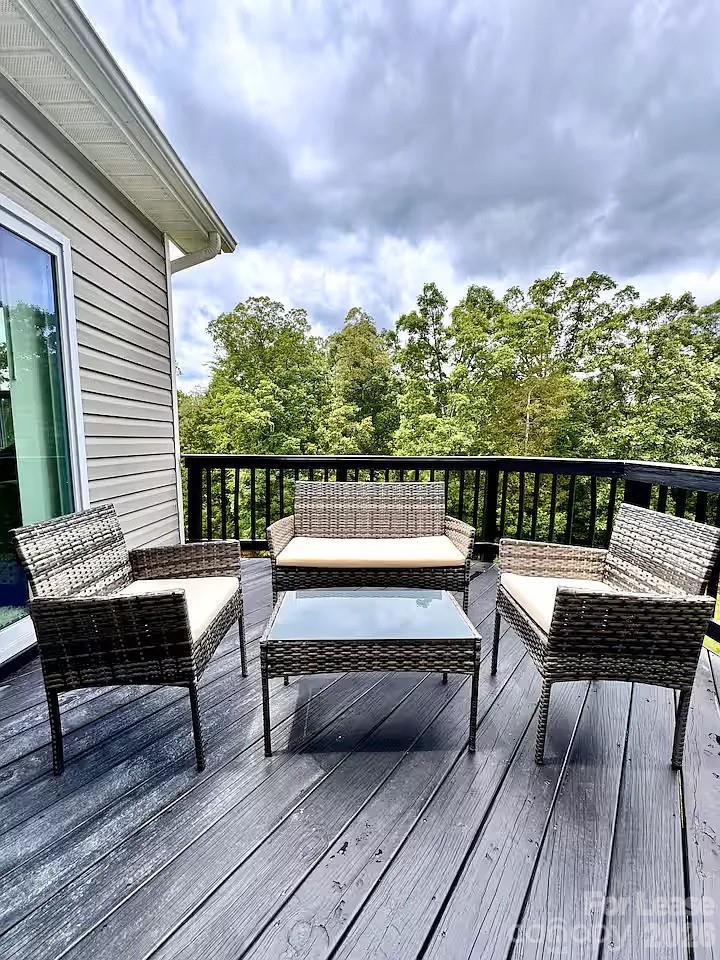 7070 Founders Way Property Photo 32