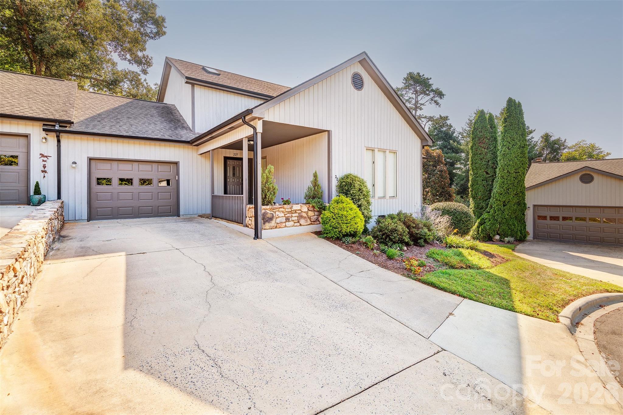 227 Kyfields Road Property Photo 1