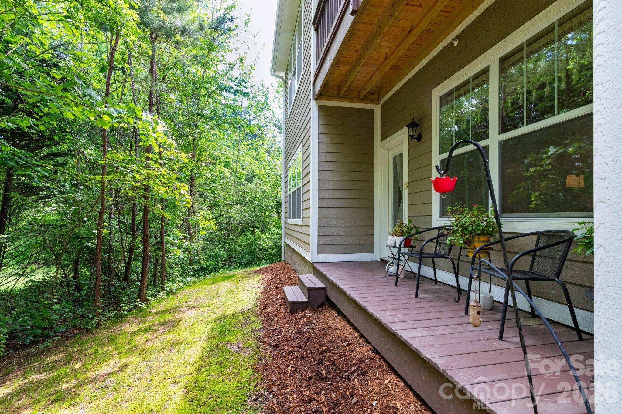 138 Foxden Drive 102 Property Photo 17